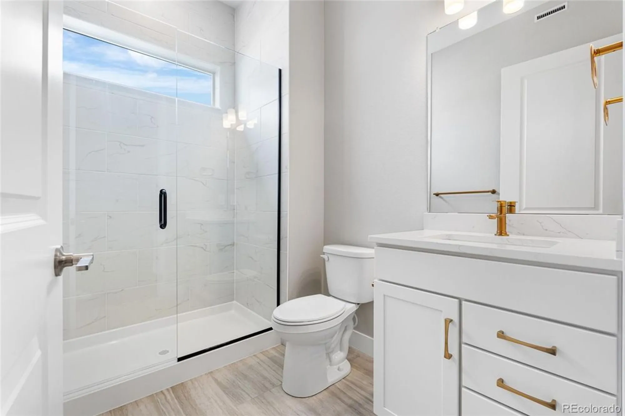 Property Slideshow image 17 of 37 | 8871 s quemoy st, Aurora, CO, 80016