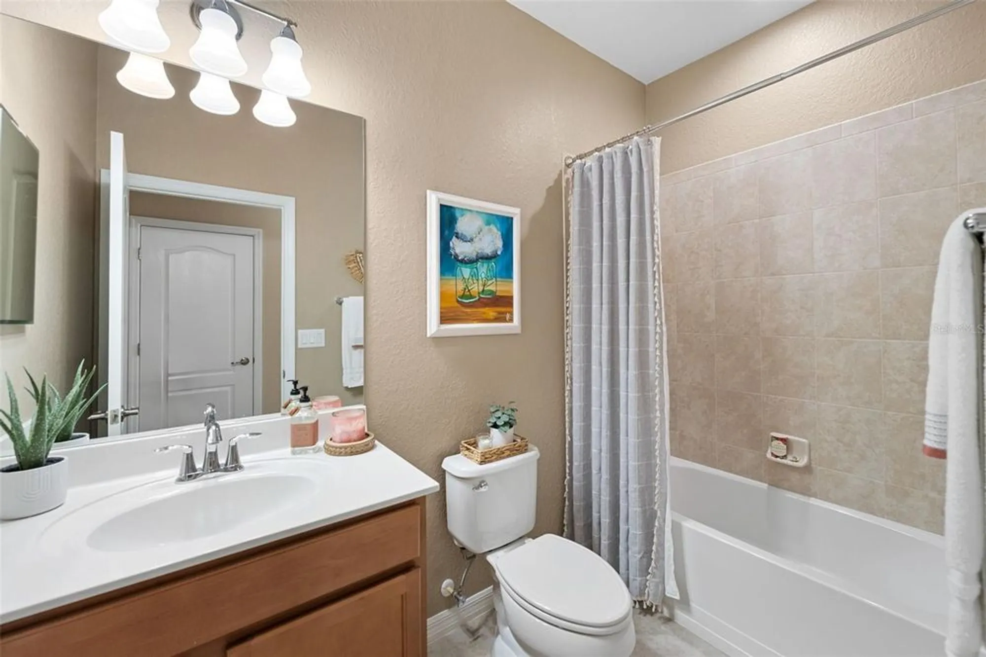 Property Slideshow image 27 of 54 | 7027 quiet creek dr, Bradenton, FL, 34212