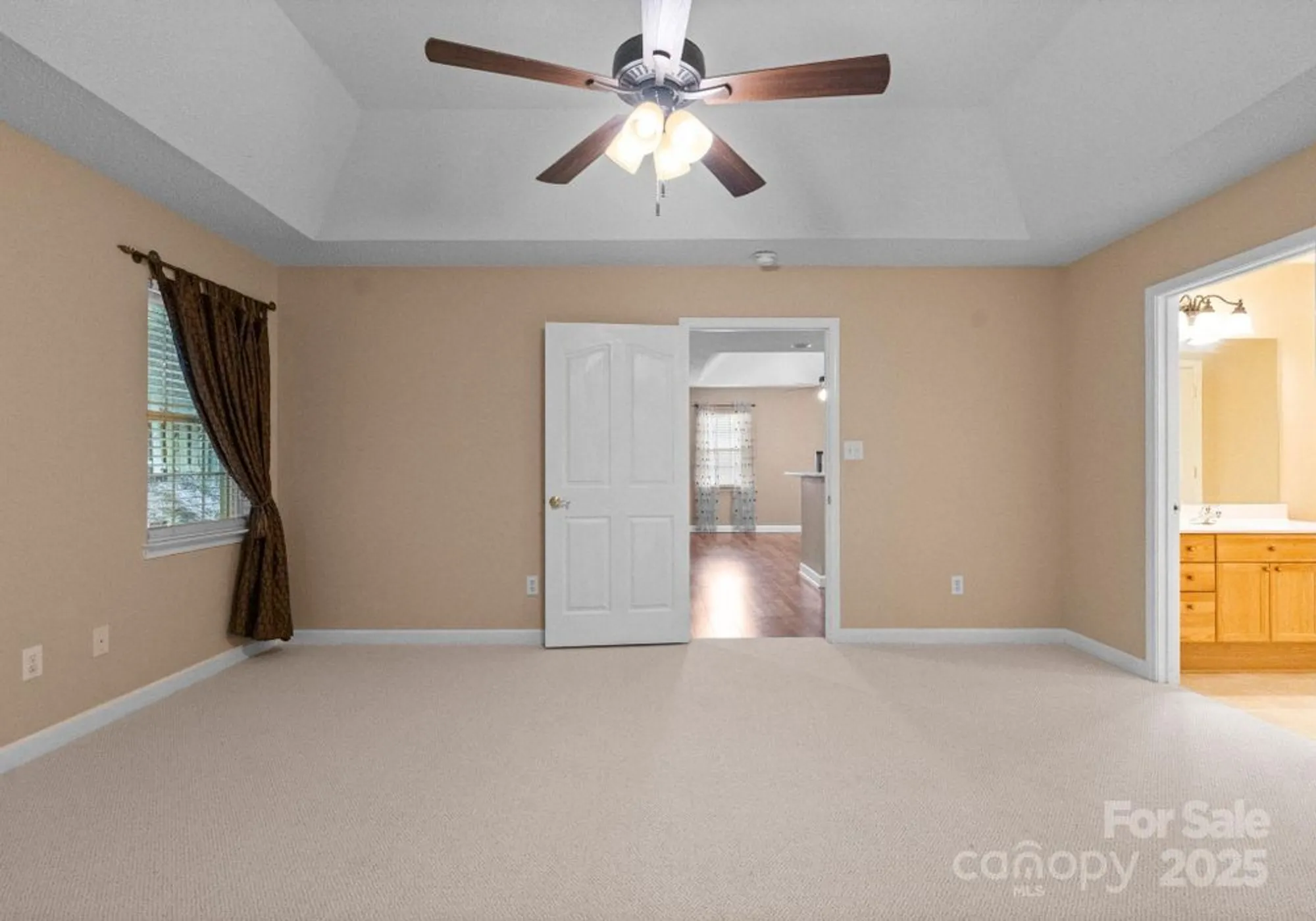 Property Slideshow image 10 of 23 | 110 whitehall dr, Mooresville, NC, 28117
