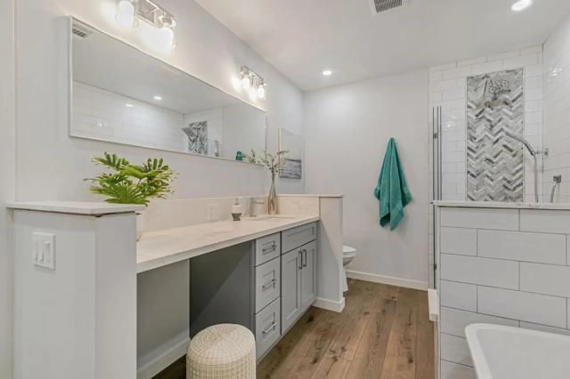 Property Slideshow image 32 of 45 | 5155 cribari knls # 5155, San Jose, CA, 95135