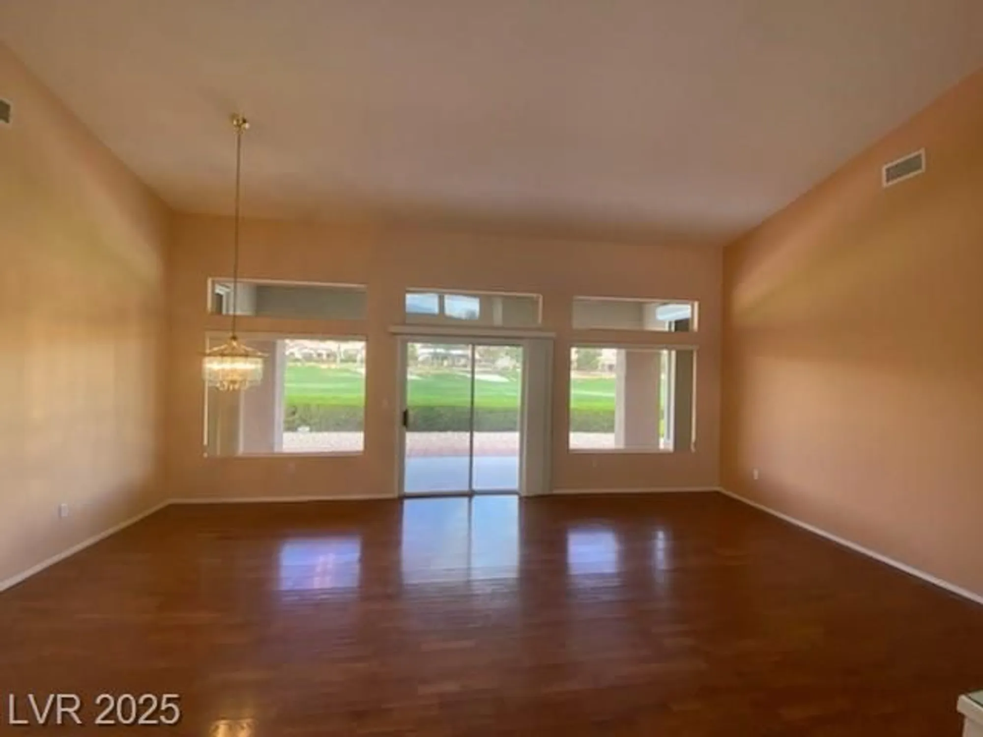 Property Slideshow image 6 of 28 | 2913 billy casper dr, Las Vegas, NV, 89134