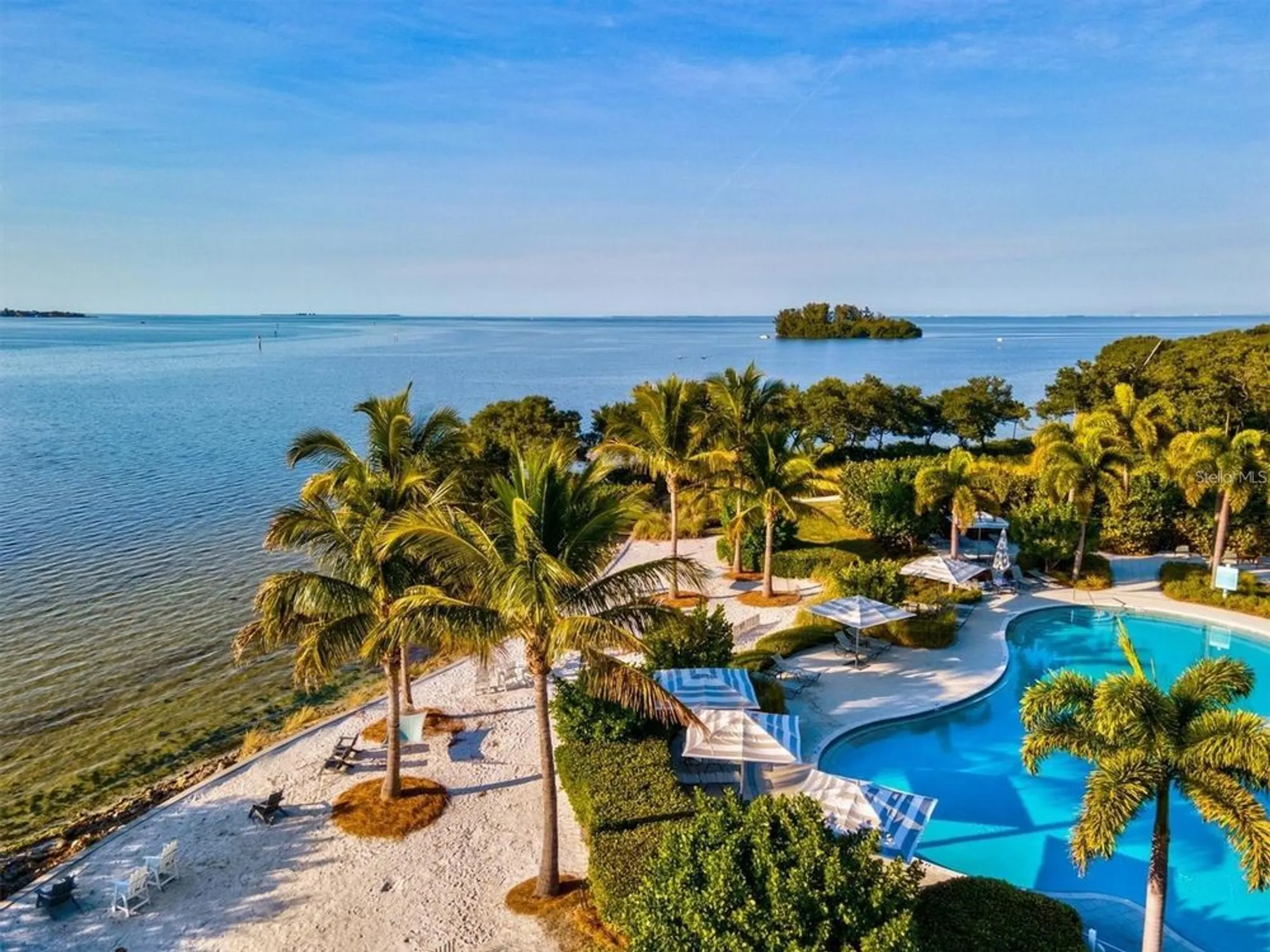 Property Slideshow image 81 of 99 | 321 sapphire lake dr 202, Bradenton, FL, 34209