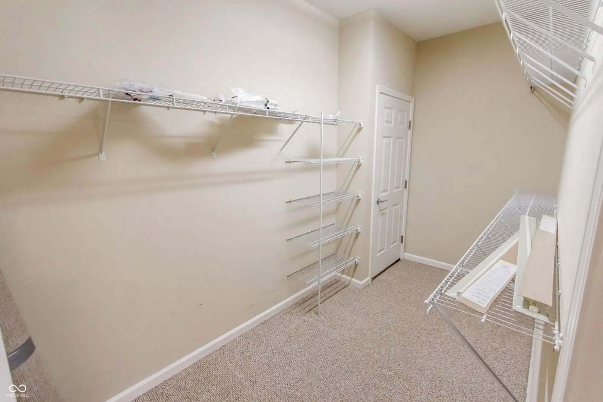 Property Slideshow image 37 of 52 | 15935 lambrusco way, Fishers, IN, 46037