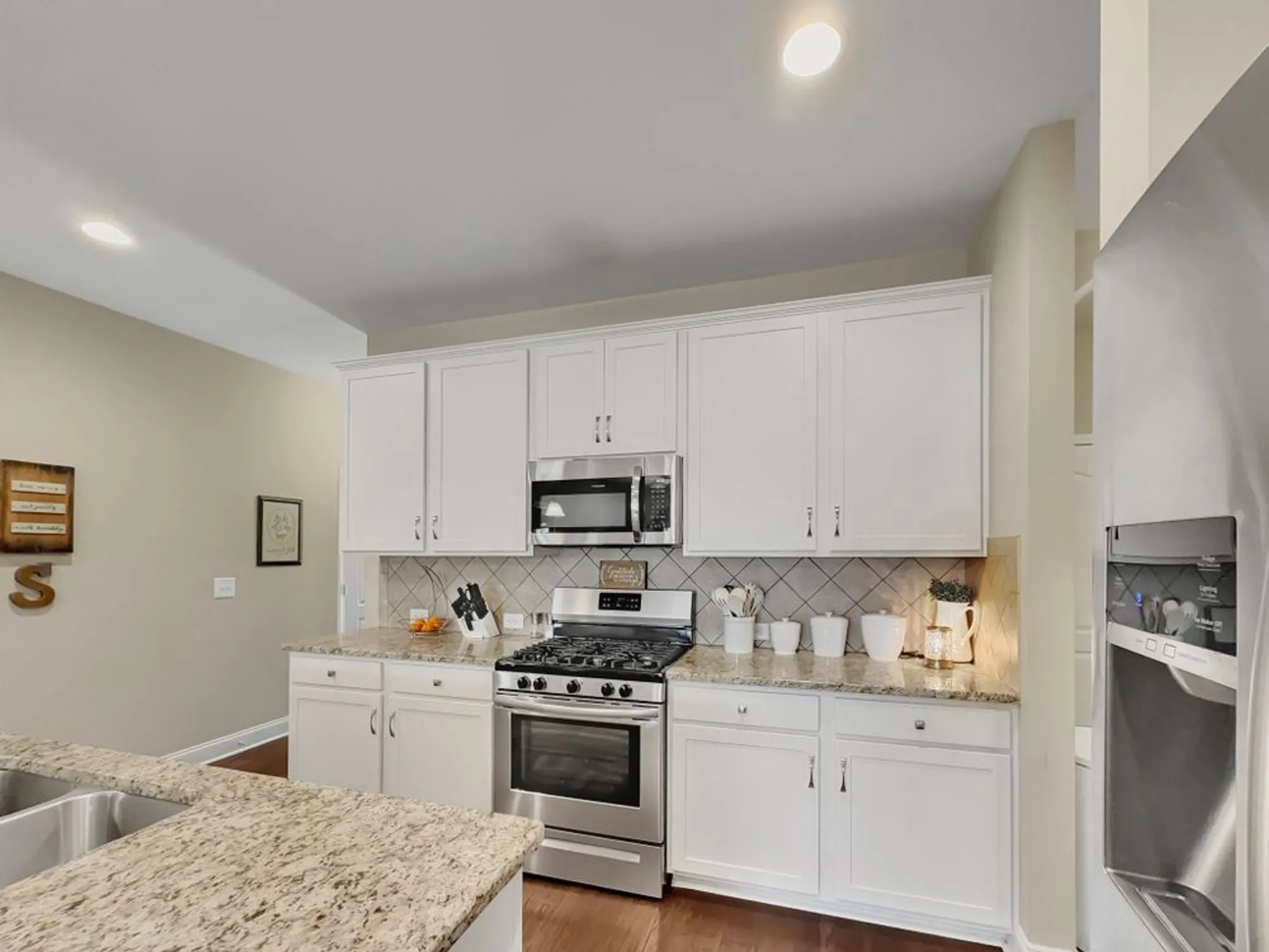 Property Slideshow image 6 of 30 | 1397 whispering oaks dr, Lebanon, TN, 37090