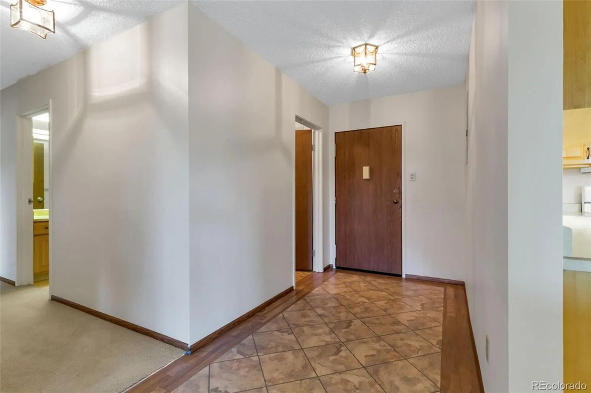Property Slideshow image 6 of 47 | 14102 e linvale pl 501, Aurora, CO, 80014