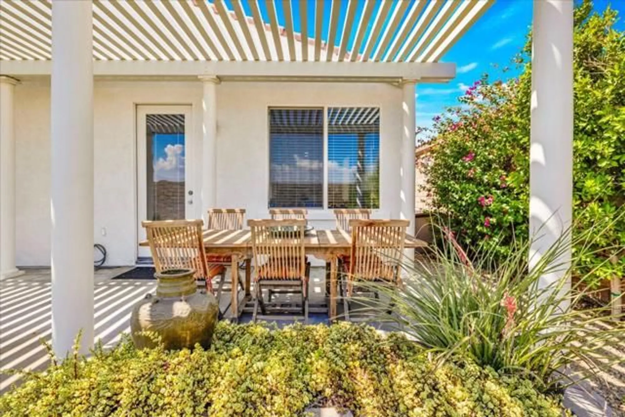 Property Slideshow image 29 of 48 | 2090 savanna way, Palm Springs, CA, 92262