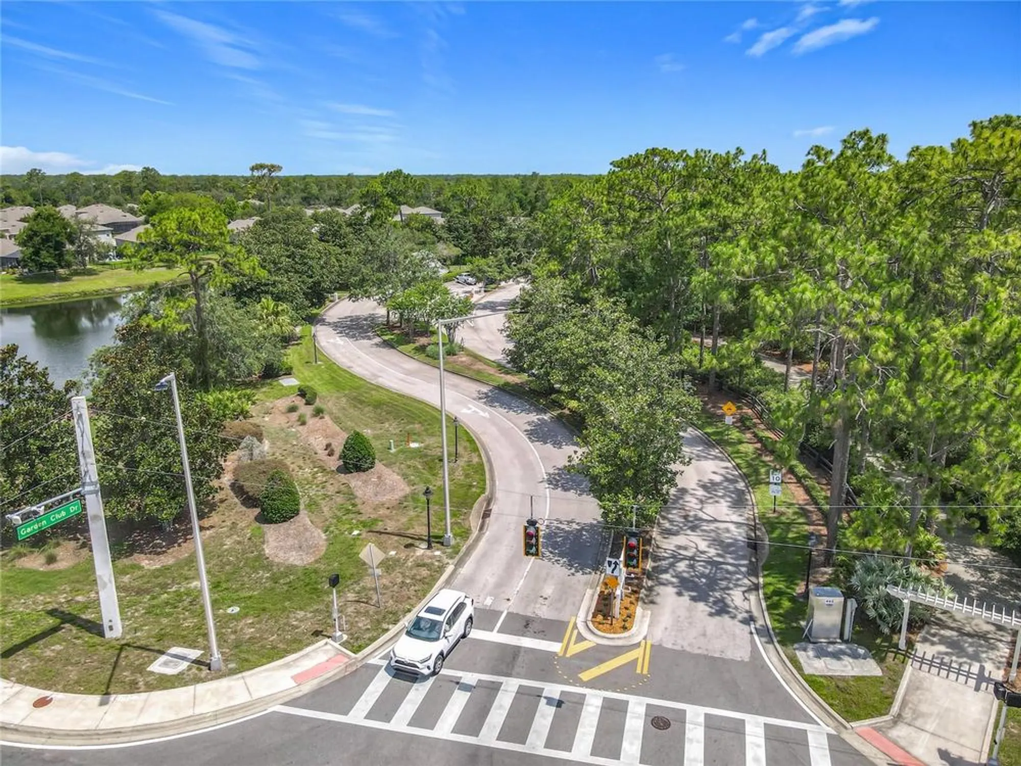 Property Slideshow image 3 of 62 | 600 garden club dr, Deland, FL, 32724