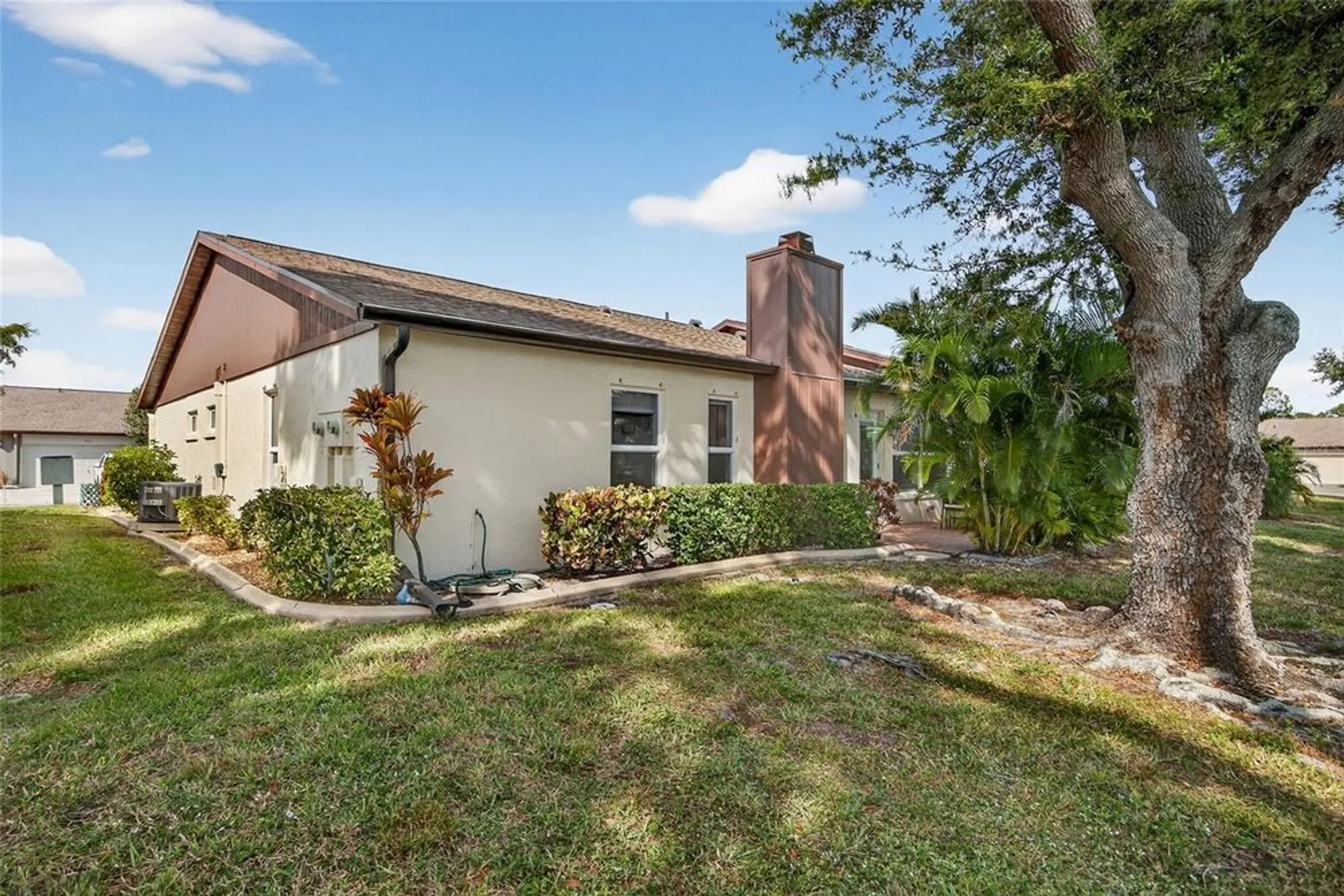 Property Slideshow image 17 of 40 | 612 chestnut ln # 100, Englewood, FL, 34223