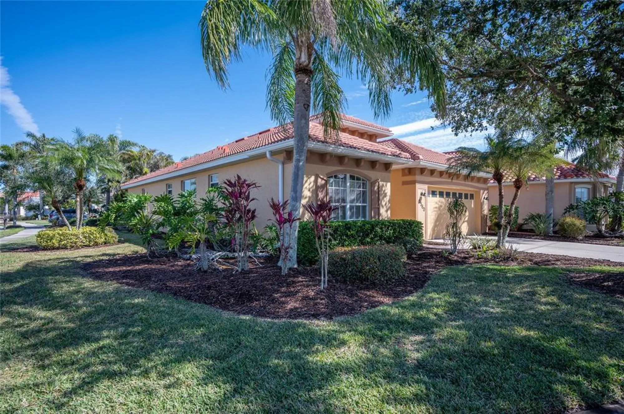 Property Slideshow image 32 of 53 | 5560 club view ln, North Port, FL, 34287