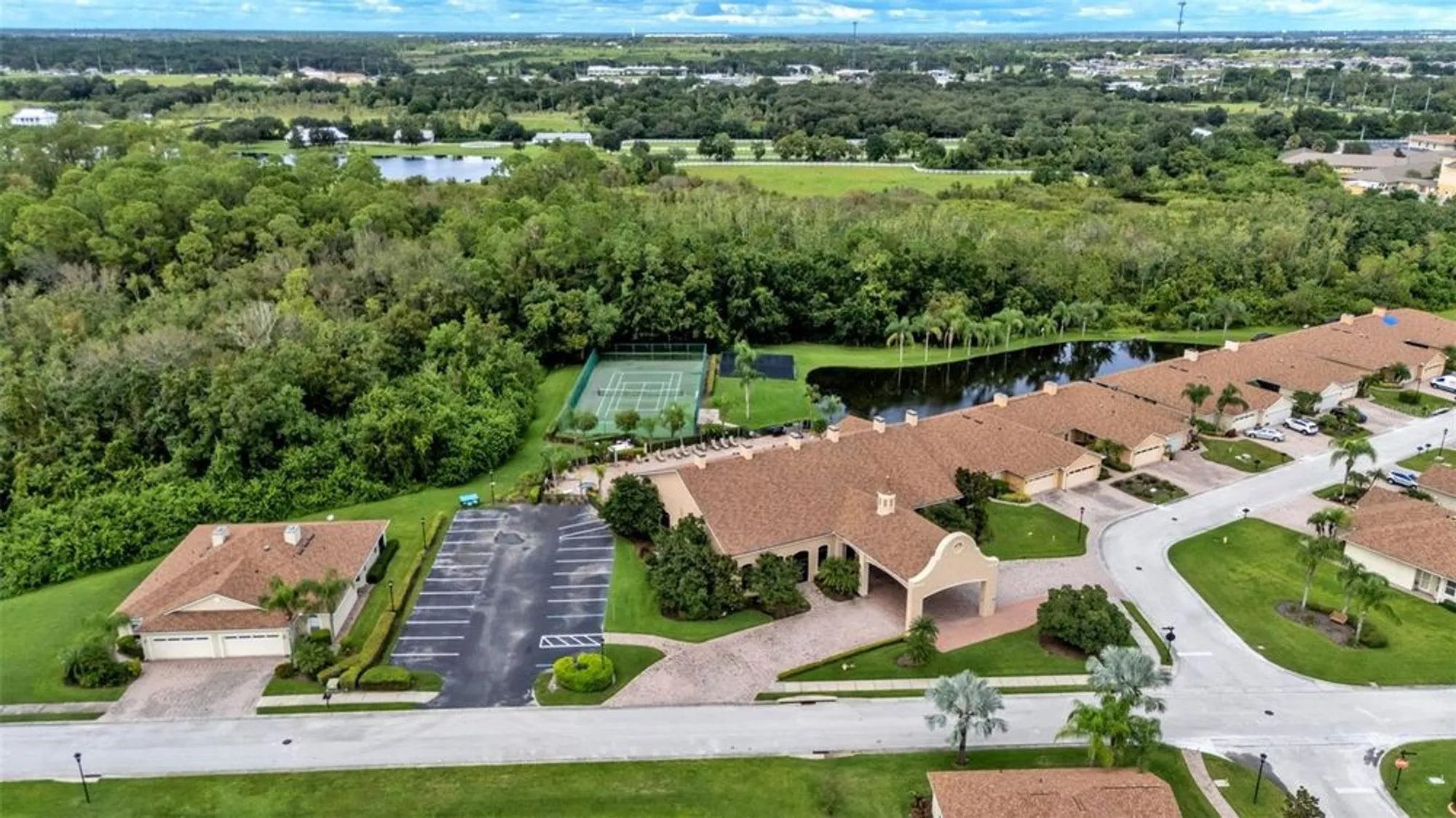 Property Slideshow image 30 of 34 | 1584 vienna square dr, Winter Haven, FL, 33884