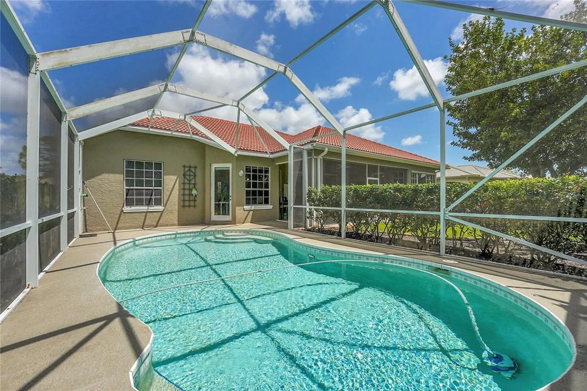 Property Slideshow image 27 of 41 | 9407 pinebark ct, Fort Pierce, FL, 34951