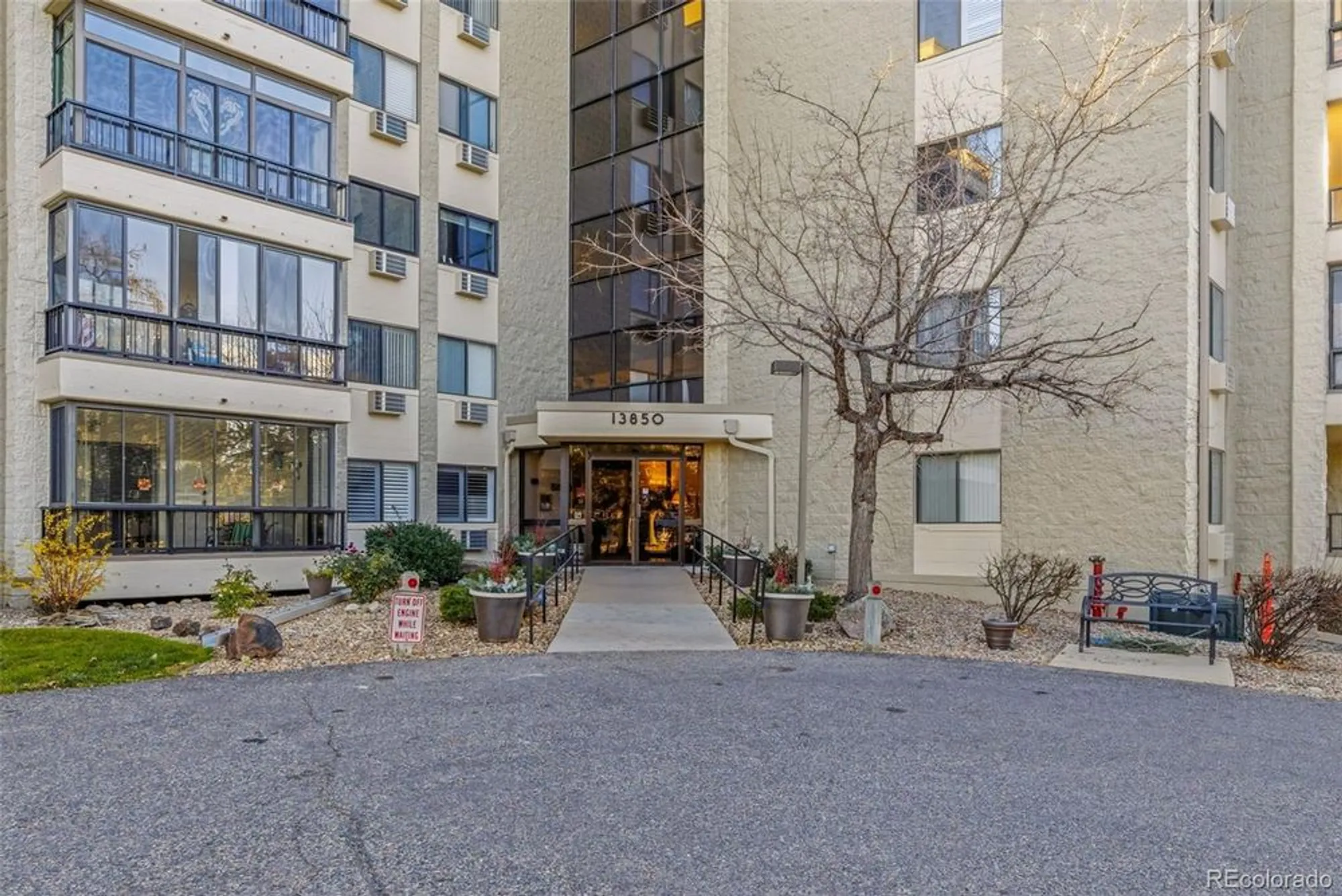 Property Slideshow image 28 of 49 | 13850 e marina dr apt 301, Aurora, CO, 80014