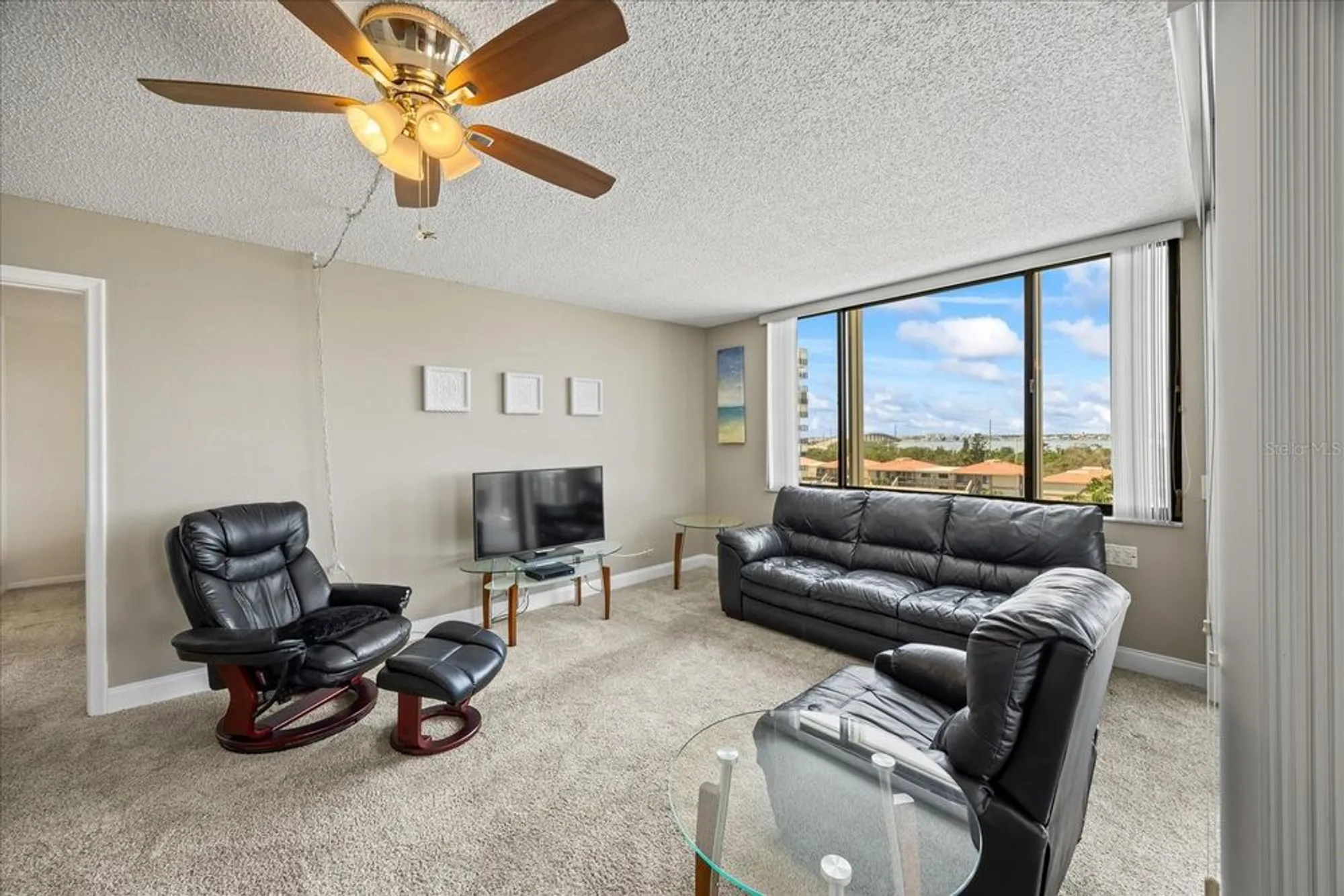 Property Slideshow image 11 of 28 | 6322 palma del mar blvd s apt 604, St Petersburg, FL, 33715
