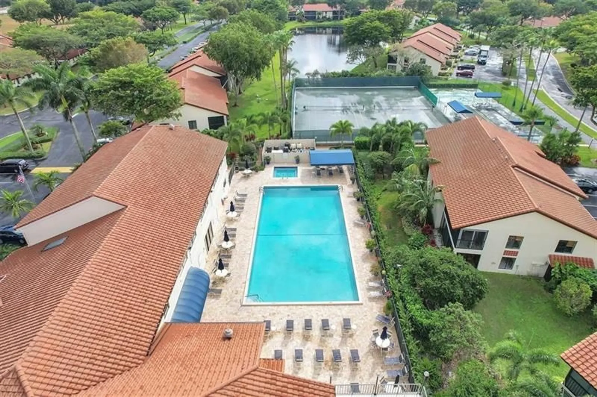Property Slideshow image 38 of 50 | 10851 palm lake ave 201, Boynton Beach, FL, 33437