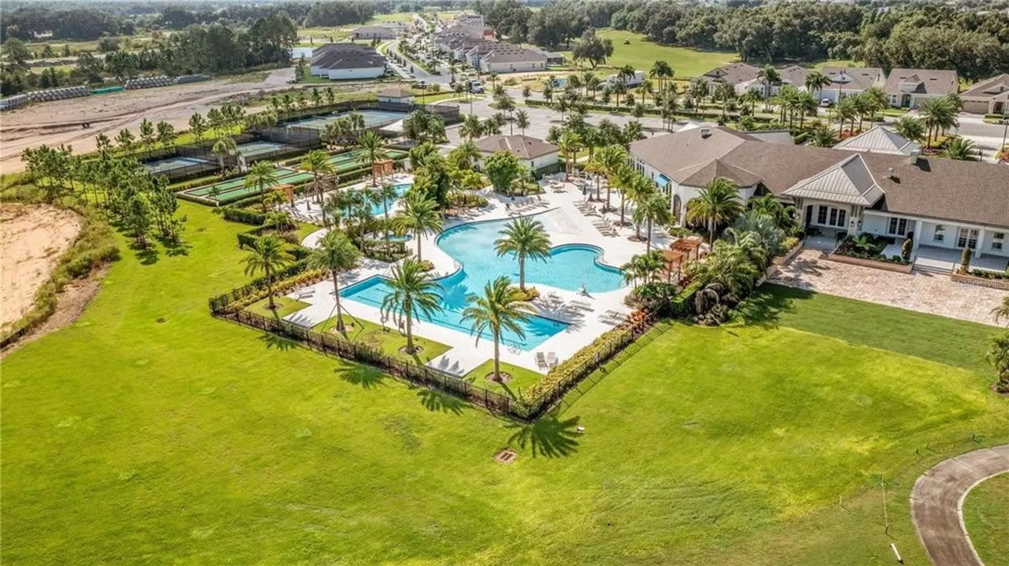 Property Slideshow image 47 of 90 | 1825 flora pass pl, Kissimmee, FL, 34747