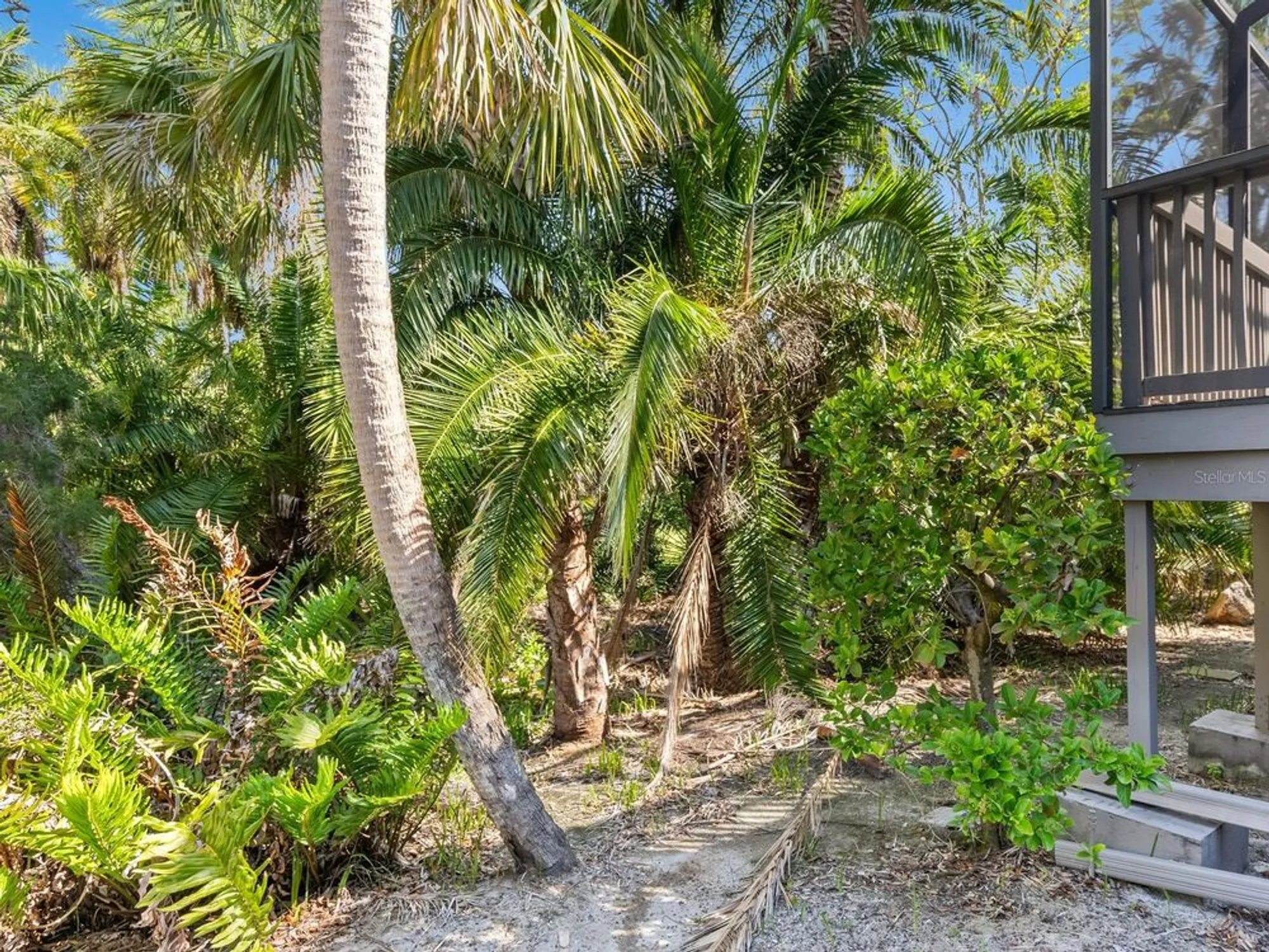 Property Slideshow image 37 of 56 | 1493 landings lake dr # 32, Sarasota, FL, 34231