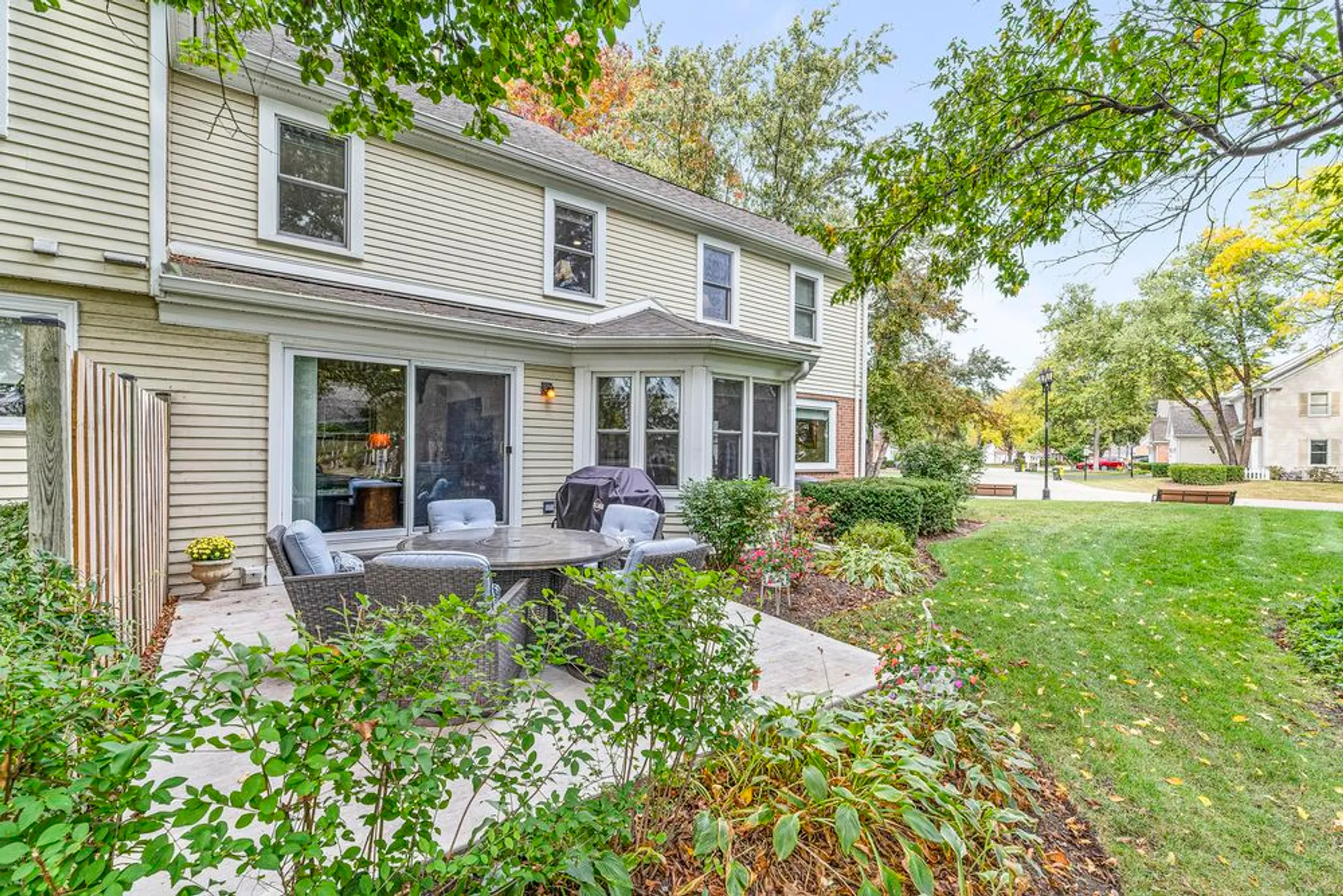 Property Slideshow image 27 of 30 | , Prospect Heights, IL, 60070