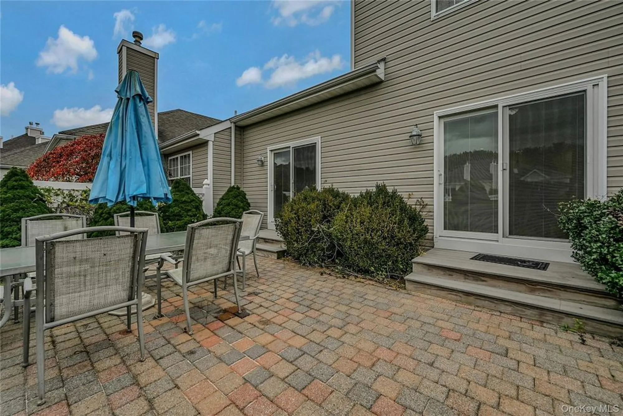 Property Slideshow image 32 of 47 | 98 scenic lake dr, Riverhead, NY, 11901