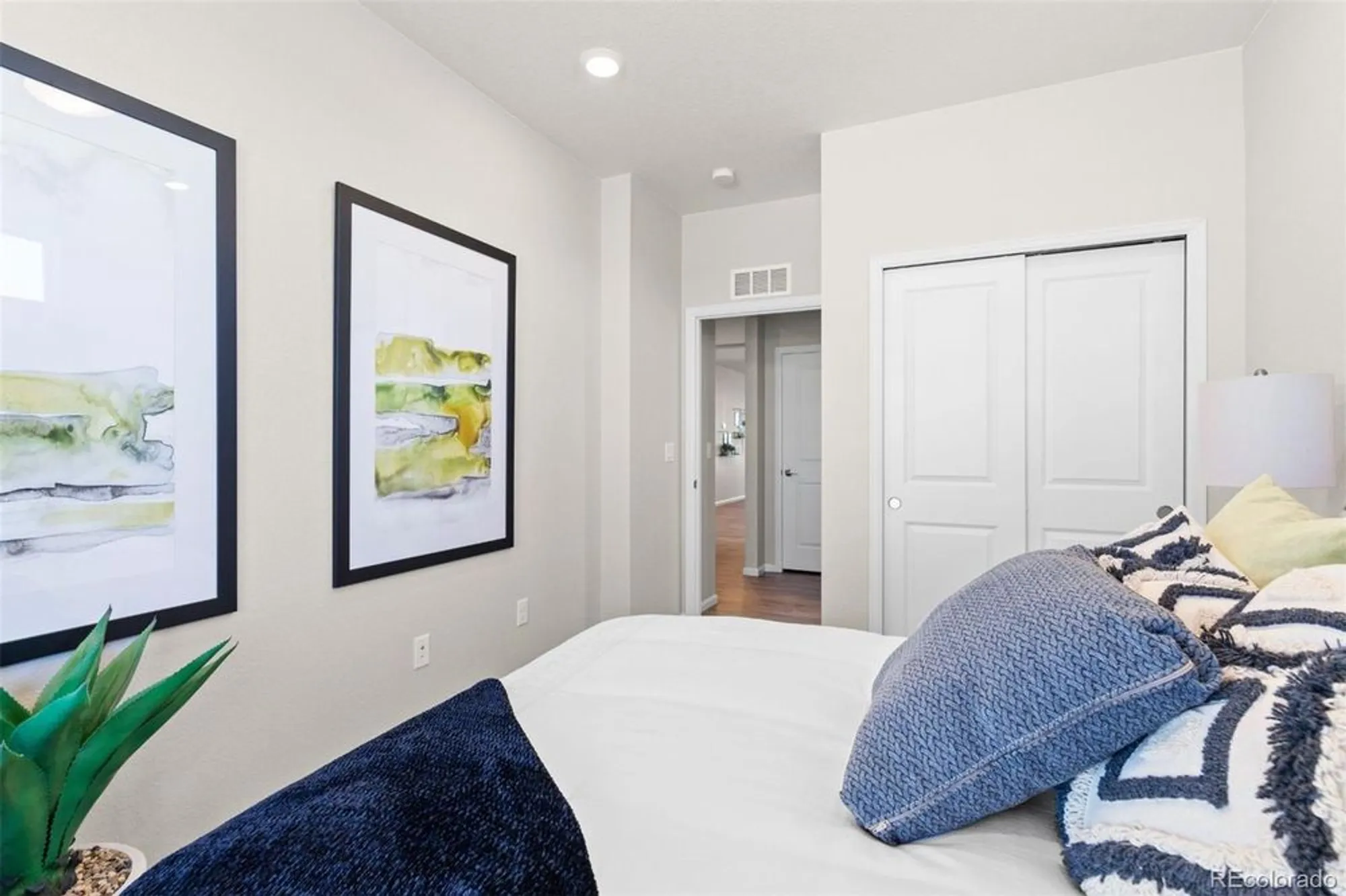 Property Slideshow image 25 of 33 | 22324 e 49th pl, Aurora, CO, 80019