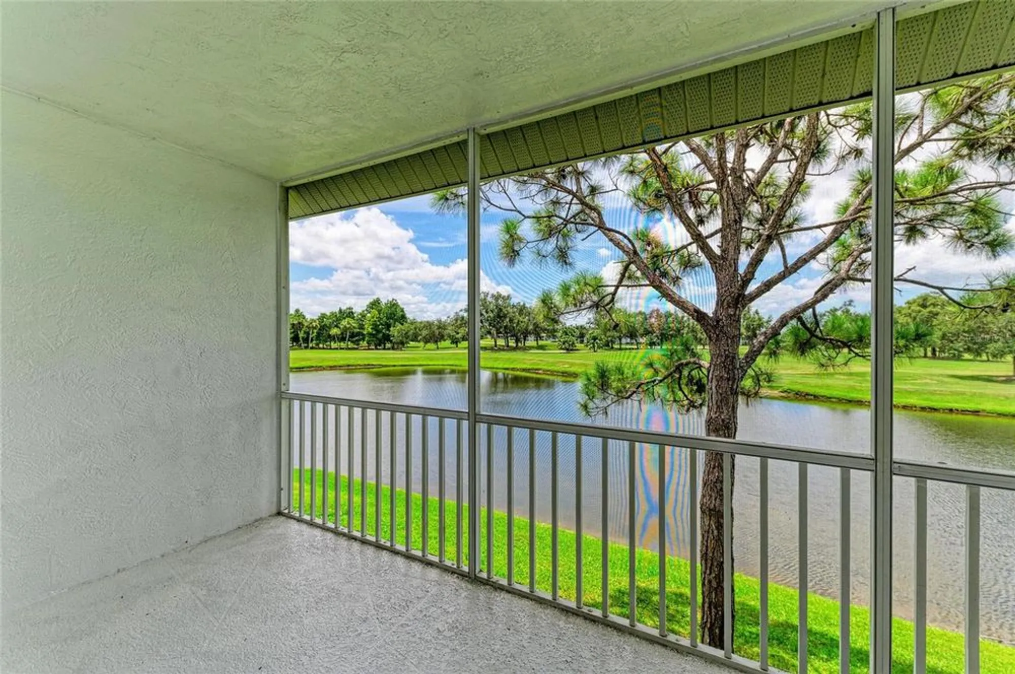 Property Slideshow image 35 of 51 | 6618 pineview ter # 6618, Bradenton, FL, 34203