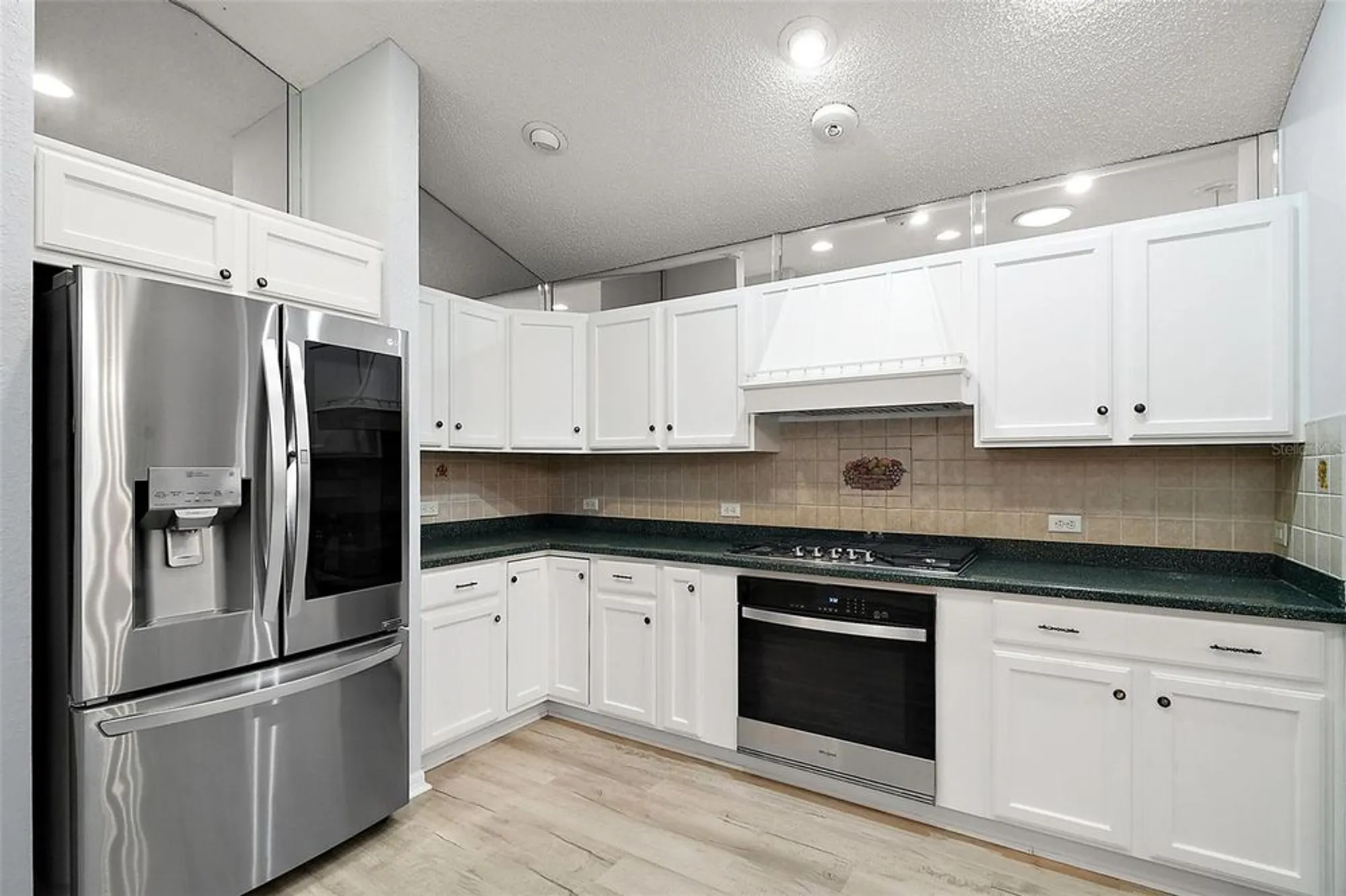 Property Slideshow image 27 of 38 | 1738 augustine dr, The Villages, FL, 32159