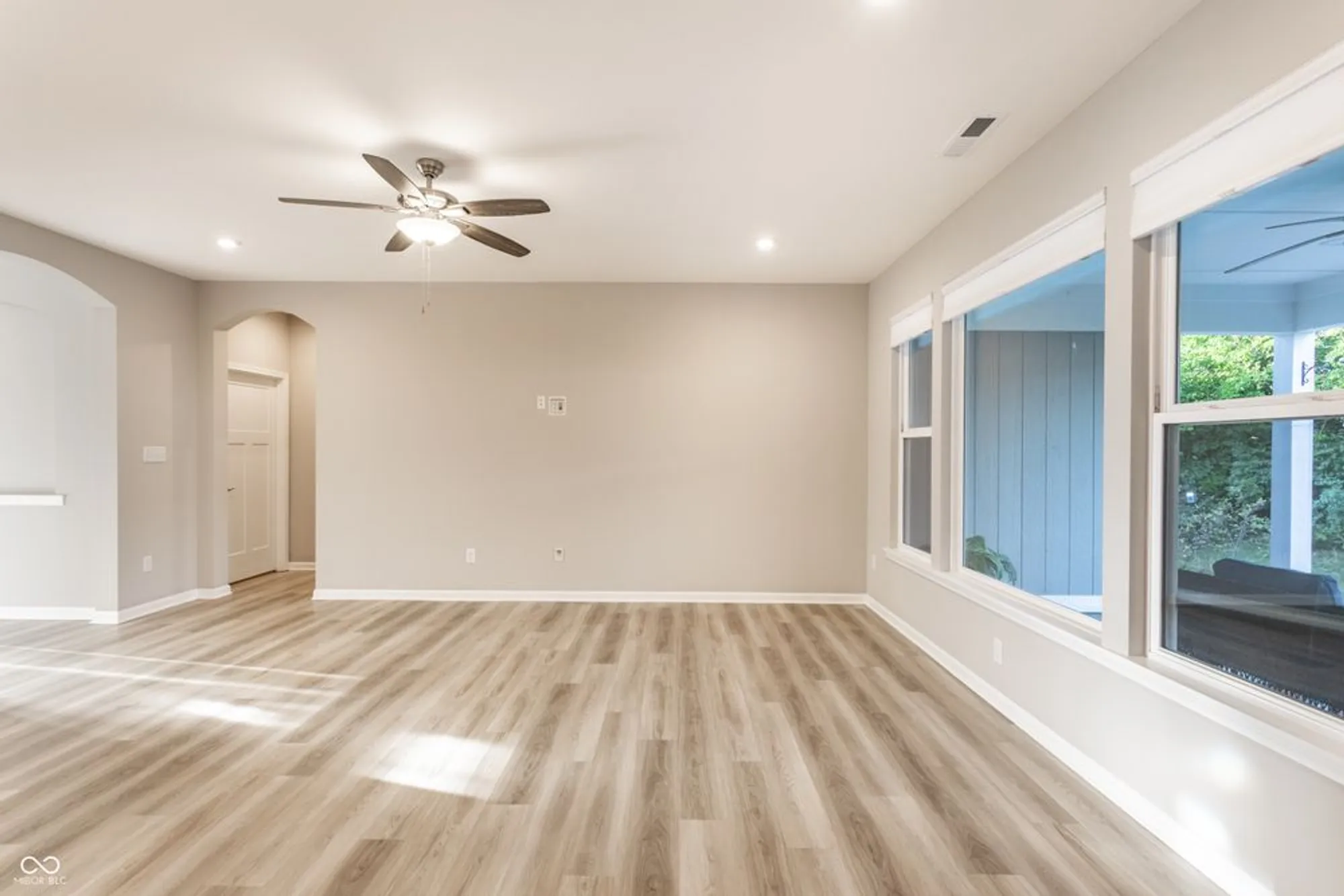 Property Slideshow image 11 of 30 | 5826 lyster ln, Indianapolis, IN, 46239