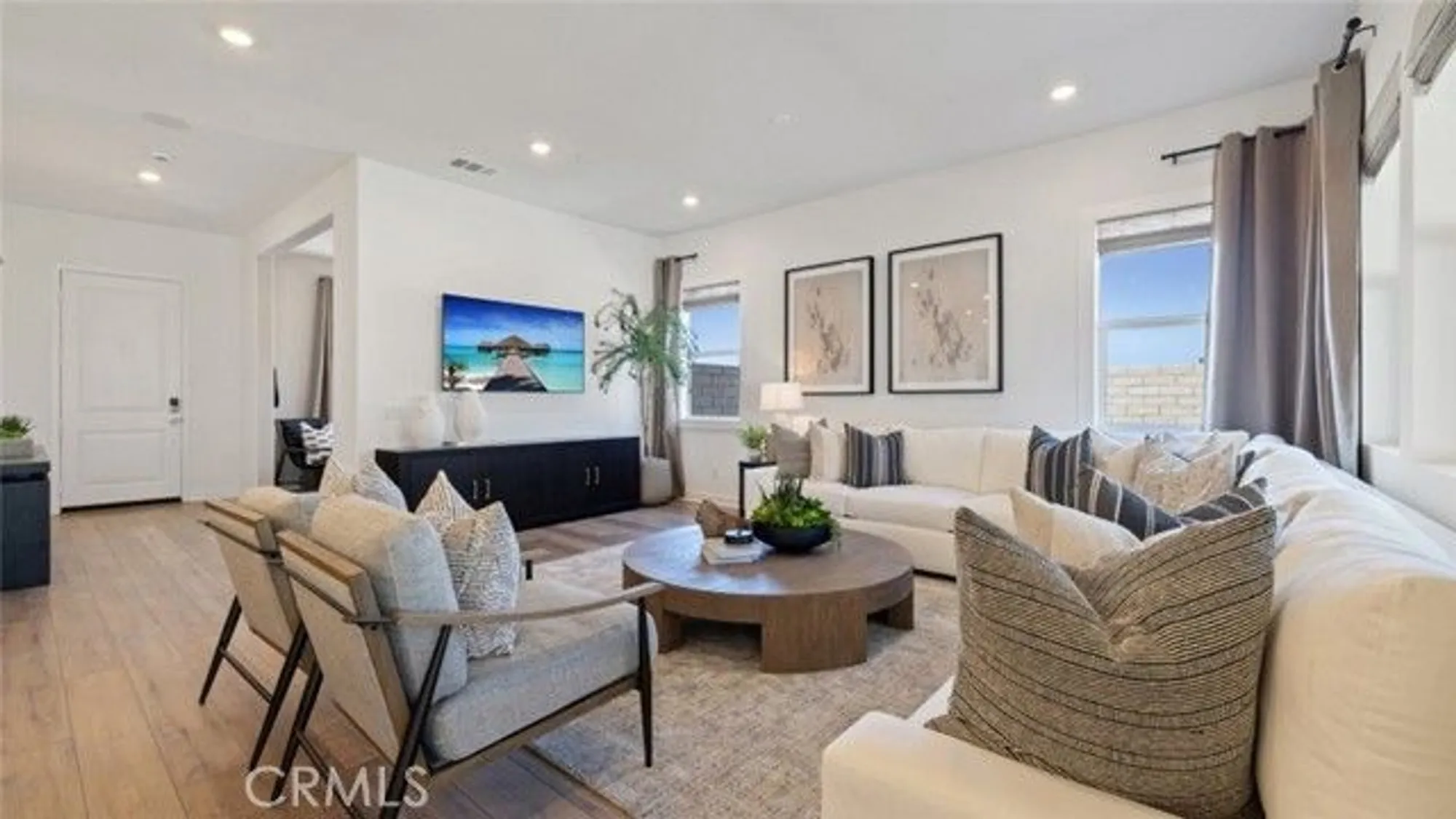 Property Slideshow image 7 of 25 | 24520 via el balneario, Valencia, CA, 91354