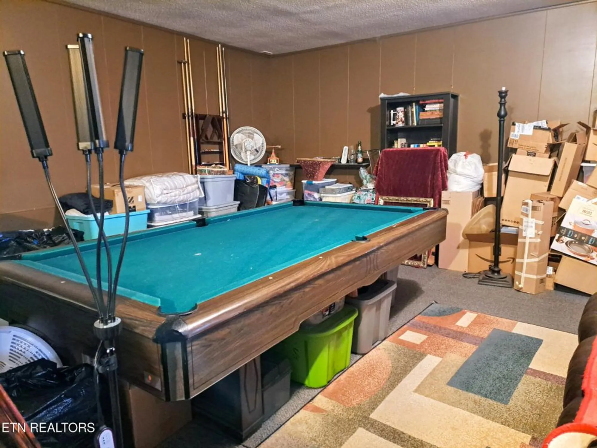 Property Slideshow image 28 of 38 | 312 lakeview dr, Crossville, TN, 38558