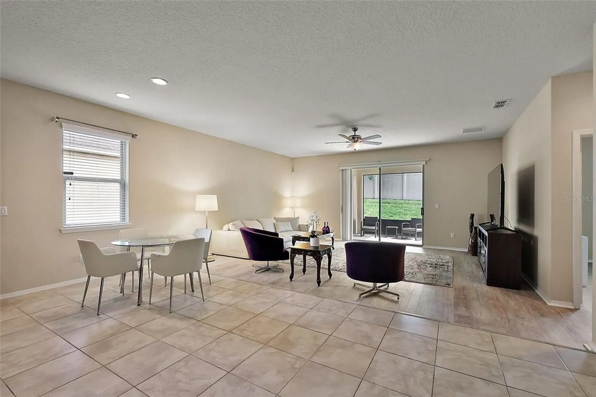 Property Slideshow image 4 of 37 | 20945 oldenburg loop, Mount Dora, FL, 32757