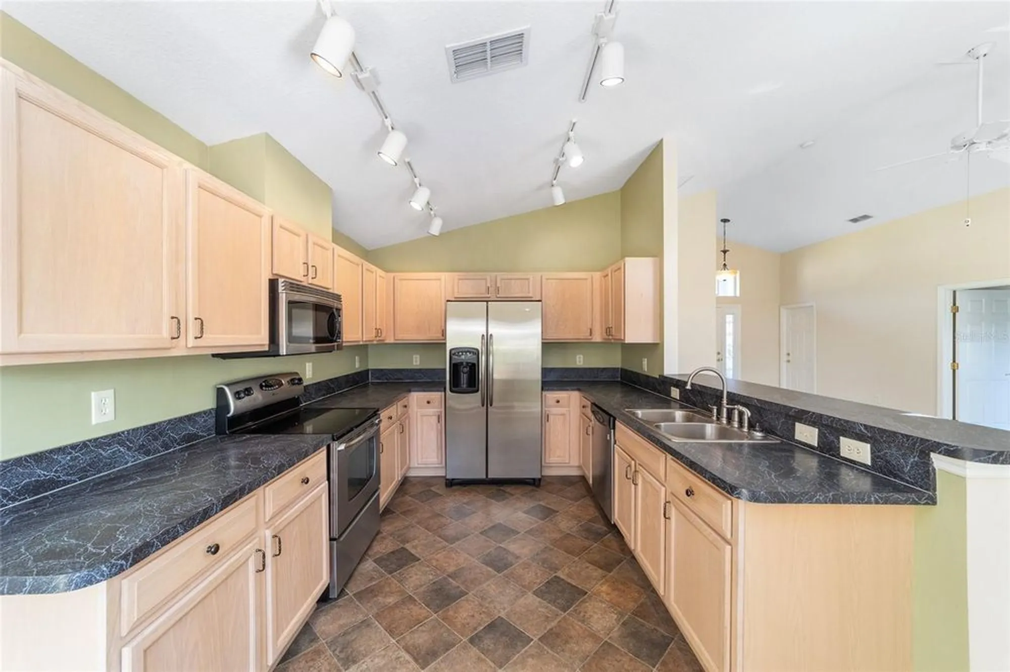 Property Slideshow image 11 of 33 | 7466 sw 111th ln, Ocala, FL, 34476
