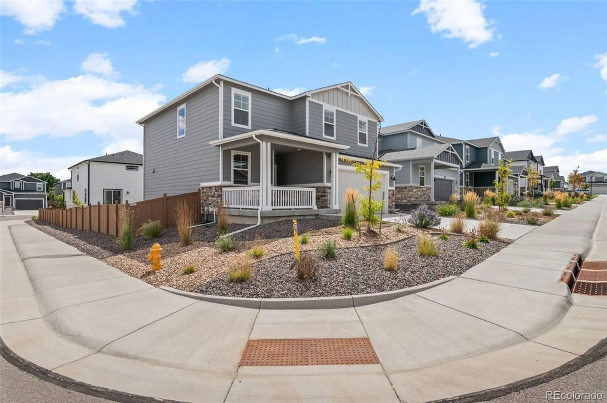 Property Slideshow image 4 of 39 | 3888 red valley ln, Castle Rock, CO, 80104