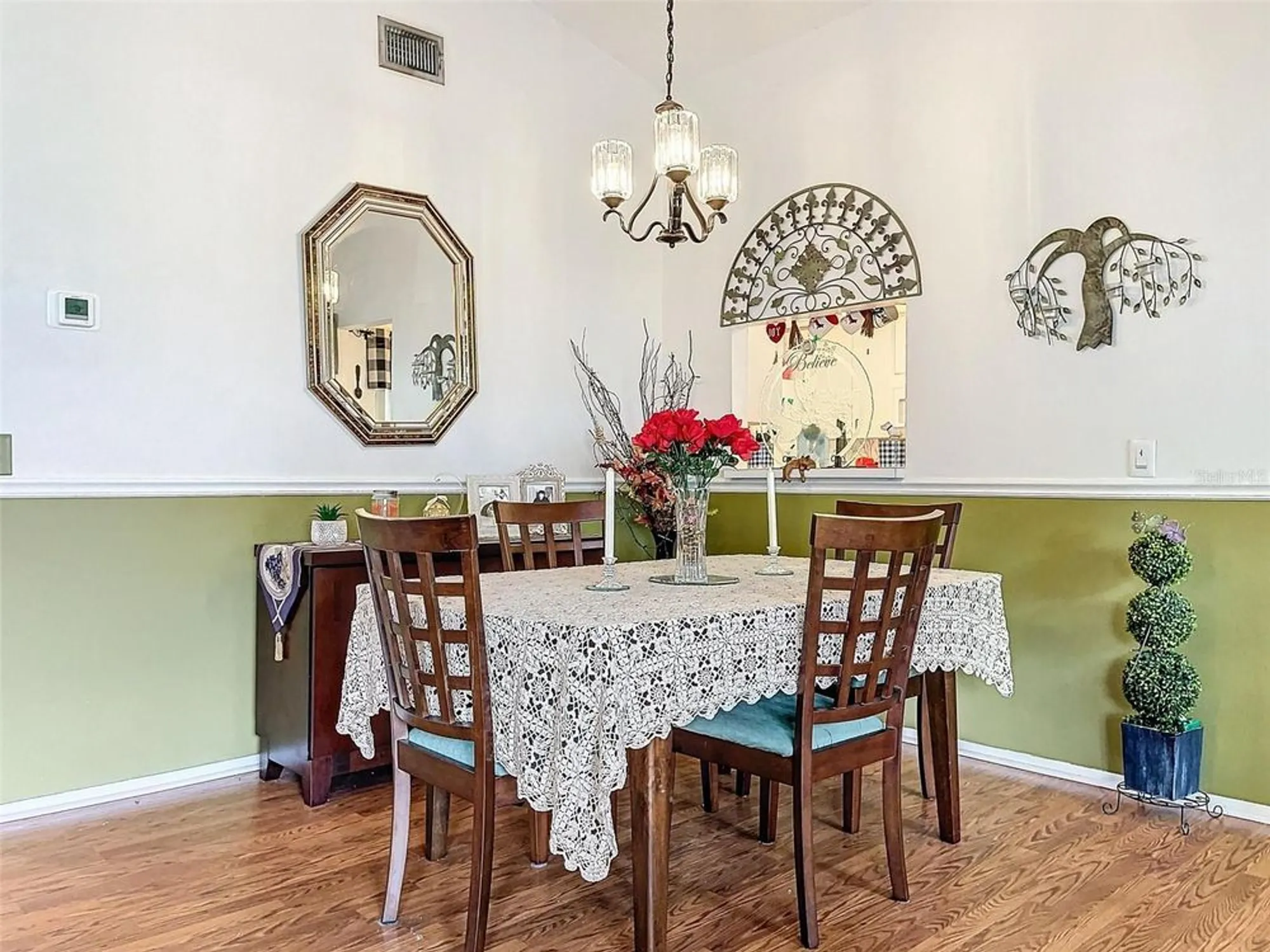 Property Slideshow image 12 of 29 | 4912 enfield ct, New Port Richey, FL, 34655