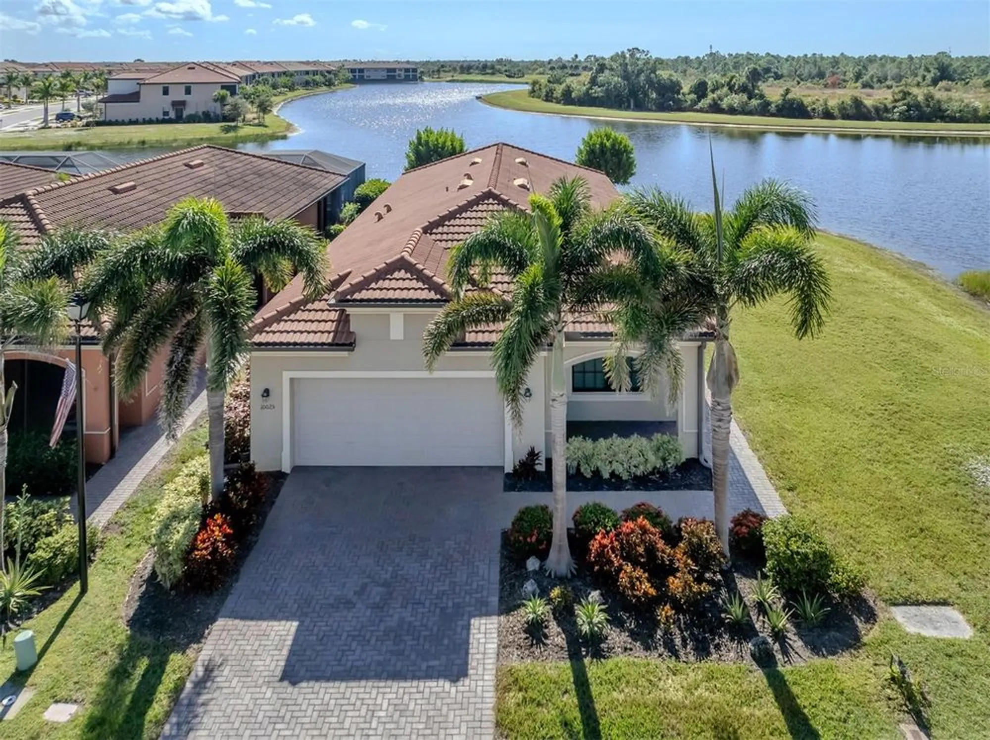 Property Slideshow image 6 of 74 | 10025 cozy grove dr, Venice, FL, 34293