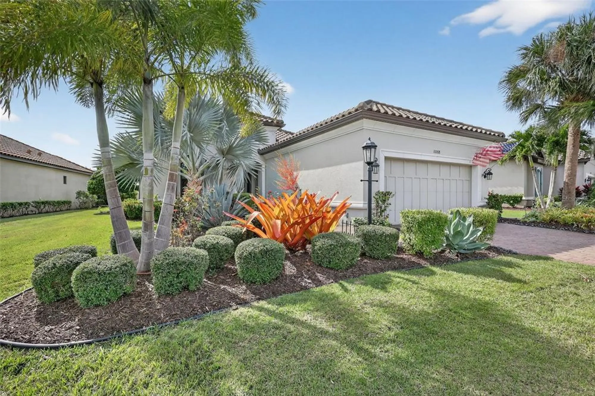 Property Slideshow image 3 of 87 | 13208 sorrento way, Bradenton, FL, 34211