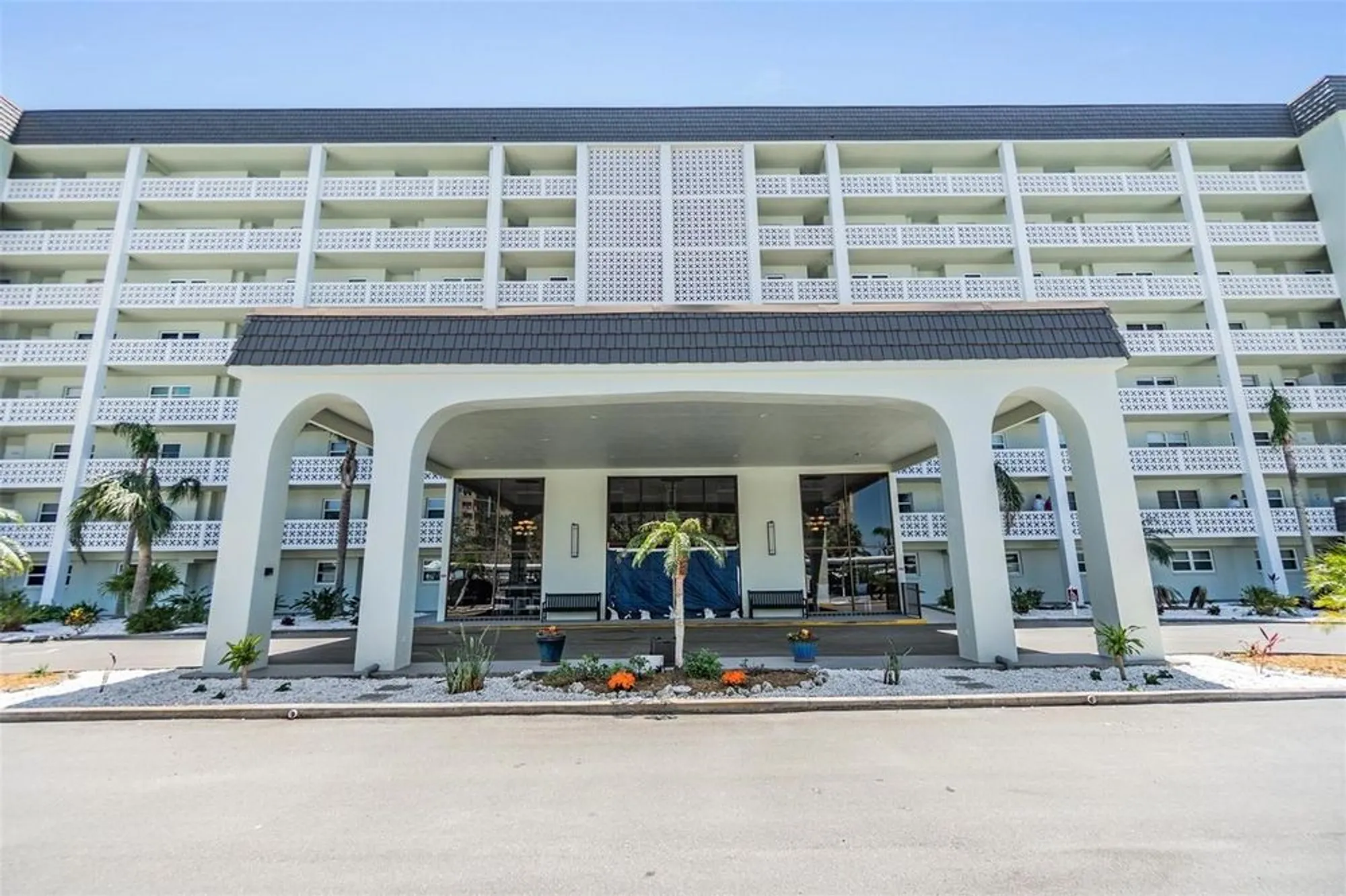 Property Slideshow image 19 of 62 | 9 forbes pl 205, Dunedin, FL, 34698