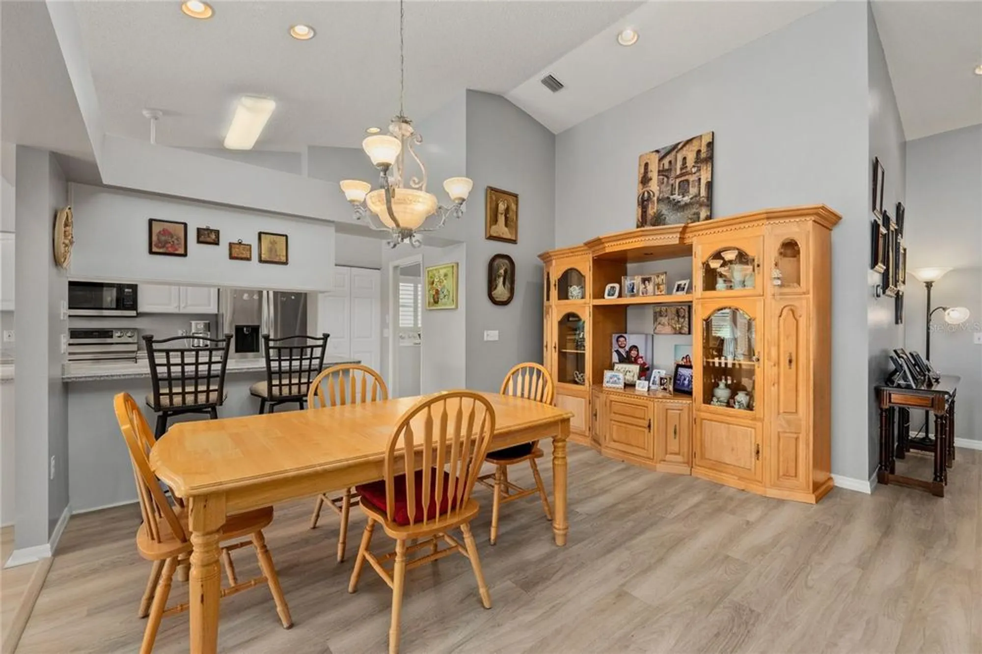 Property Slideshow image 16 of 46 | 1208 flora vista st, Trinity, FL, 34655