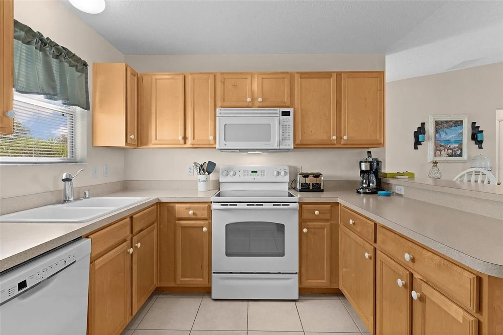 Property Slideshow image 14 of 40 | 1240 pageland way, The Villages, FL, 32162