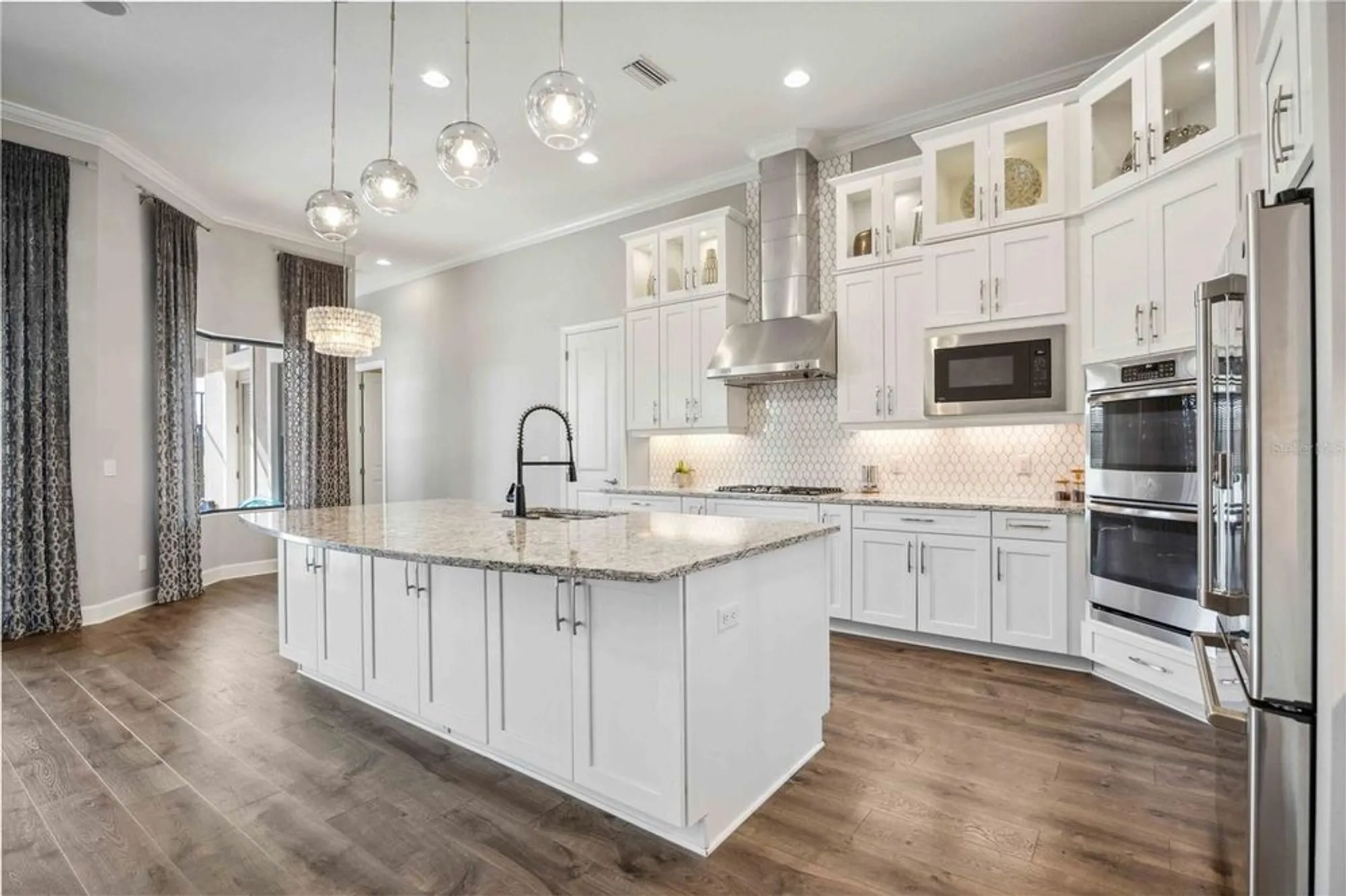 Property Slideshow image 25 of 62 | 4744 benito ct, Bradenton, FL, 34211