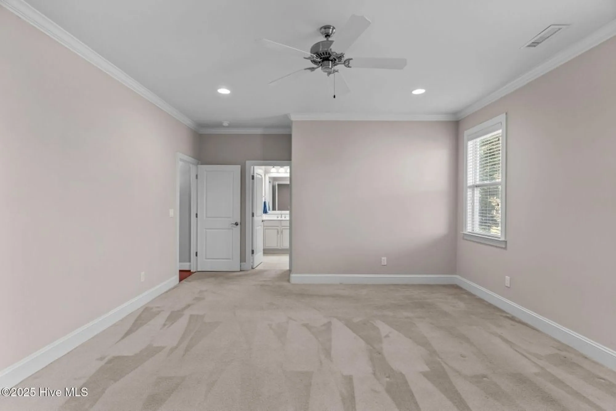 Property Slideshow image 21 of 88 | 6097 shore park dr, Leland, NC, 28451