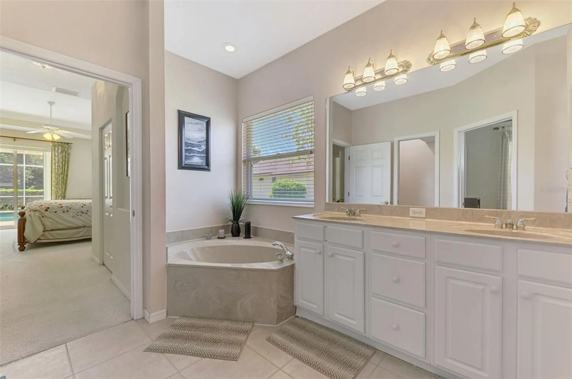 Property Slideshow image 35 of 62 | 6644 butlers crest dr, Bradenton, FL, 34203