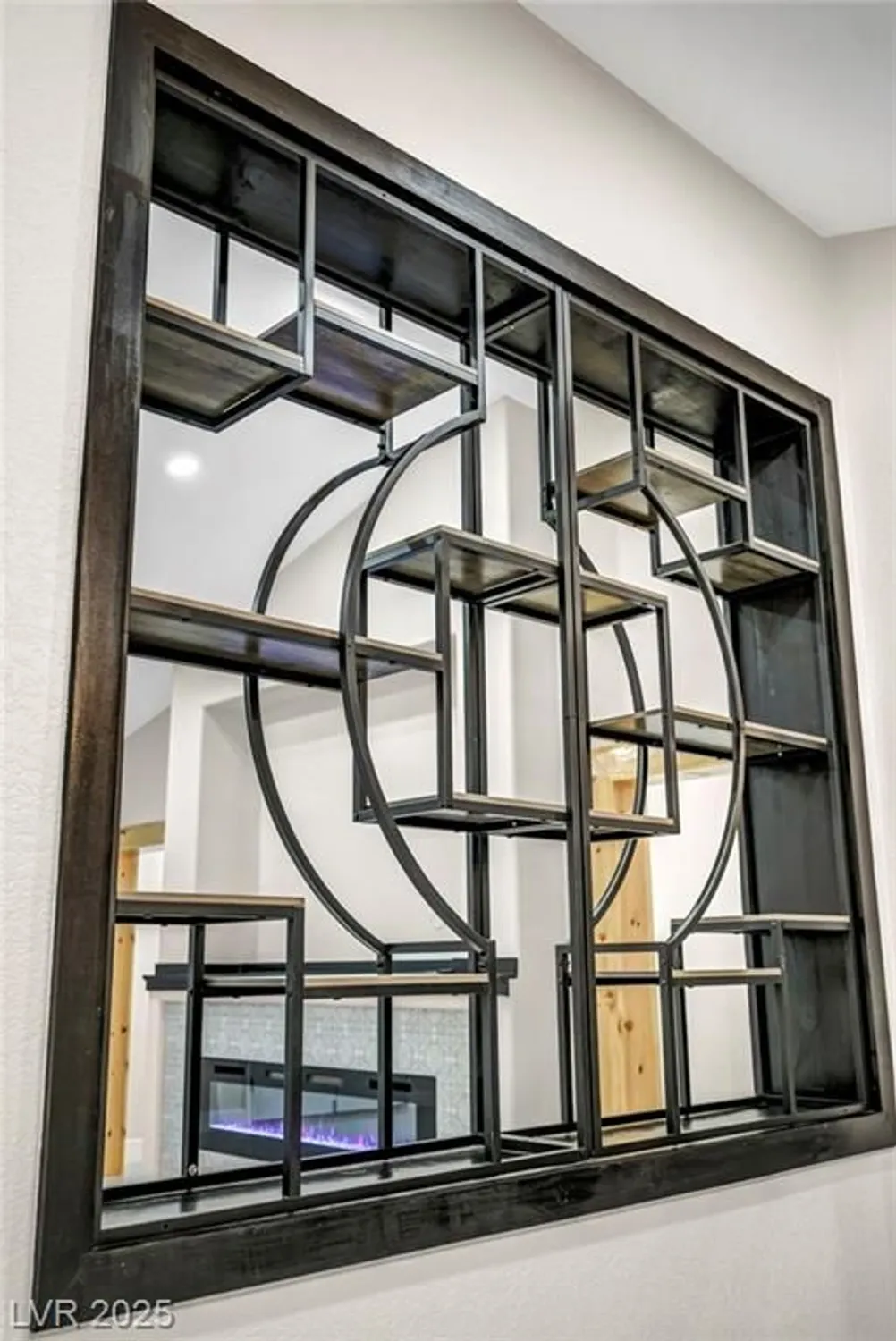 Property Slideshow image 25 of 70 | 2920 crown ridge dr, Las Vegas, NV, 89134