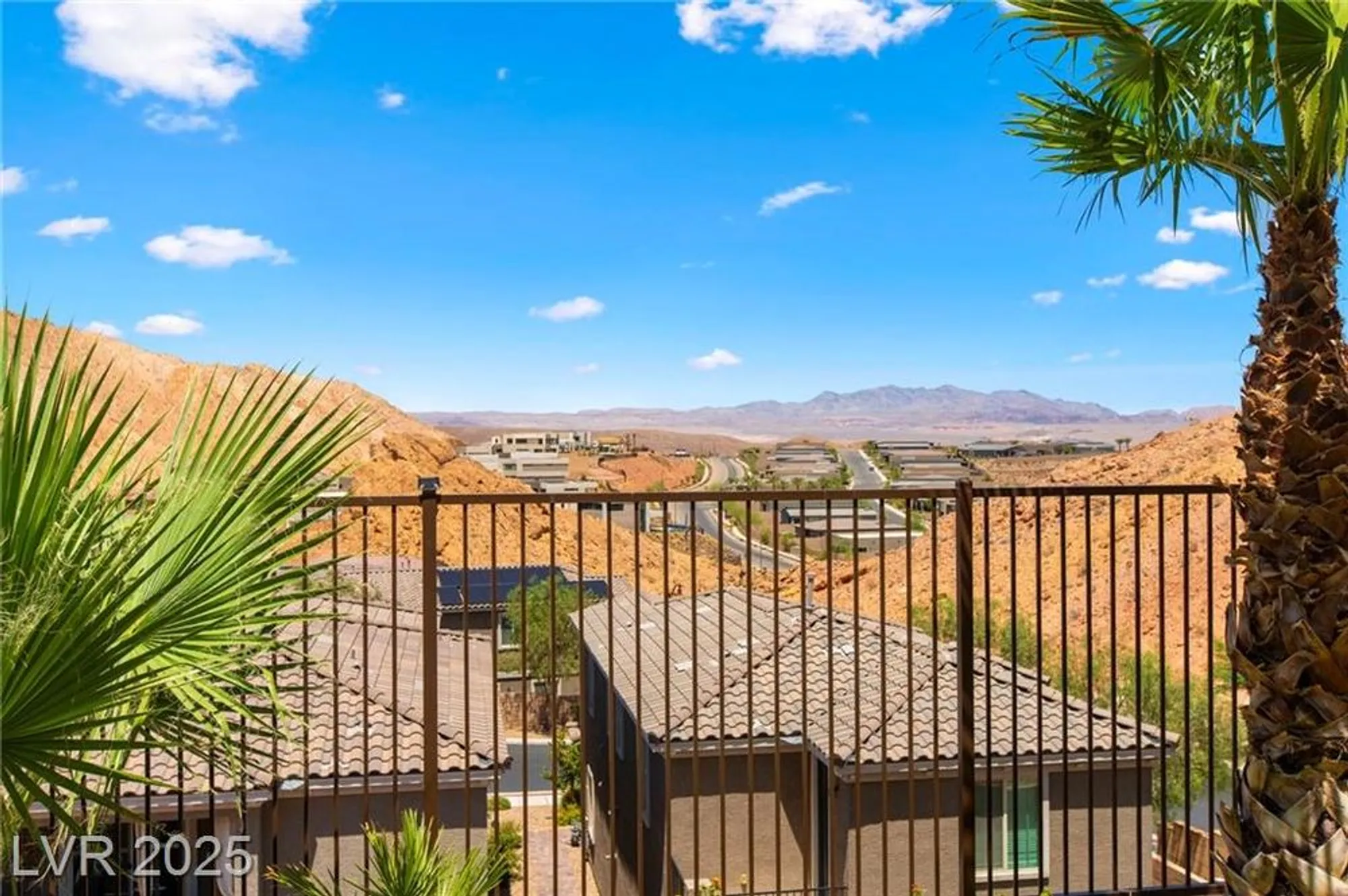 Property Slideshow image 38 of 42 | 44 moon hill dr, Henderson, NV, 89011