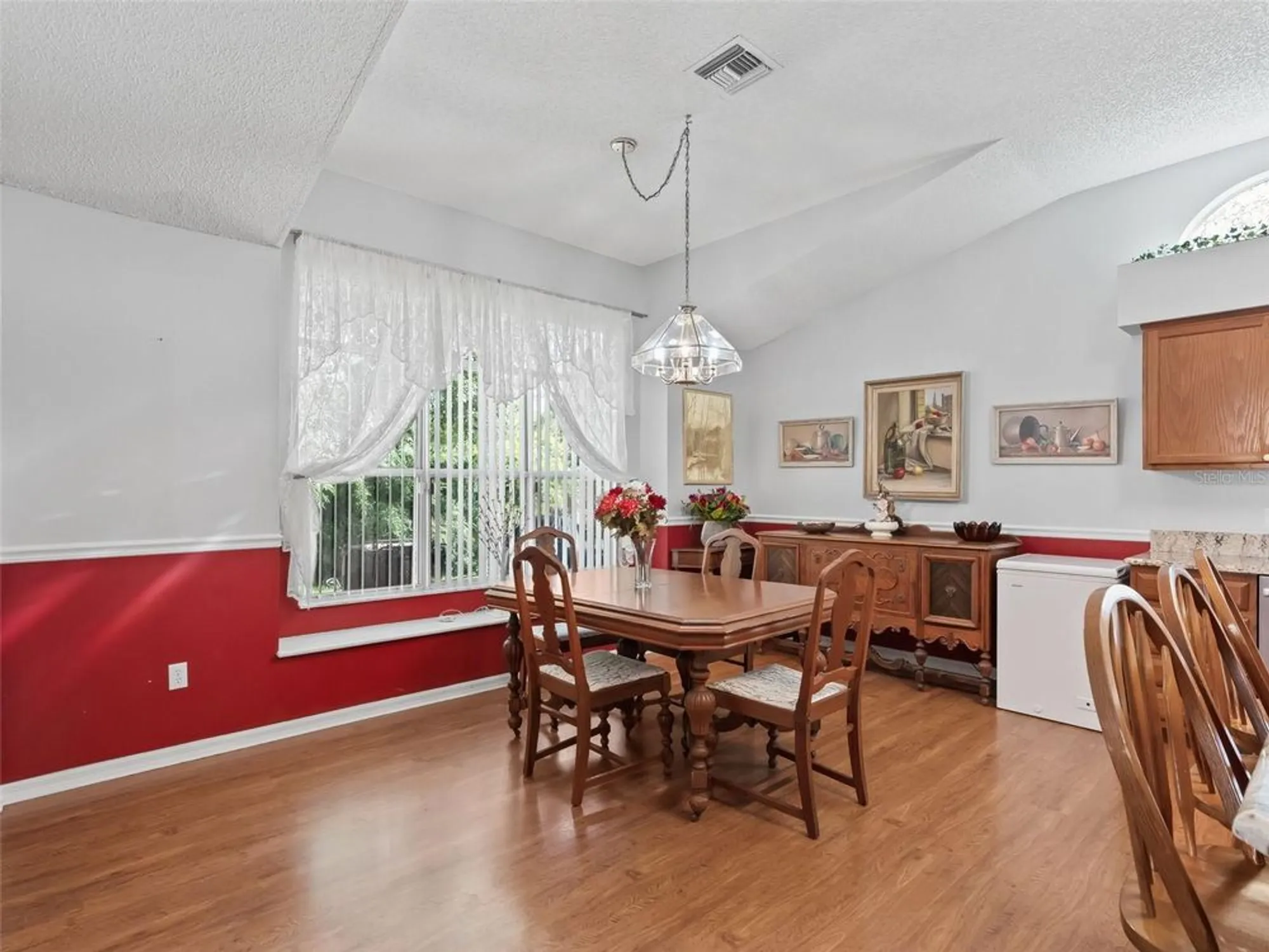 Property Slideshow image 12 of 32 | 1505 lavaca ln, The Villages, FL, 32159