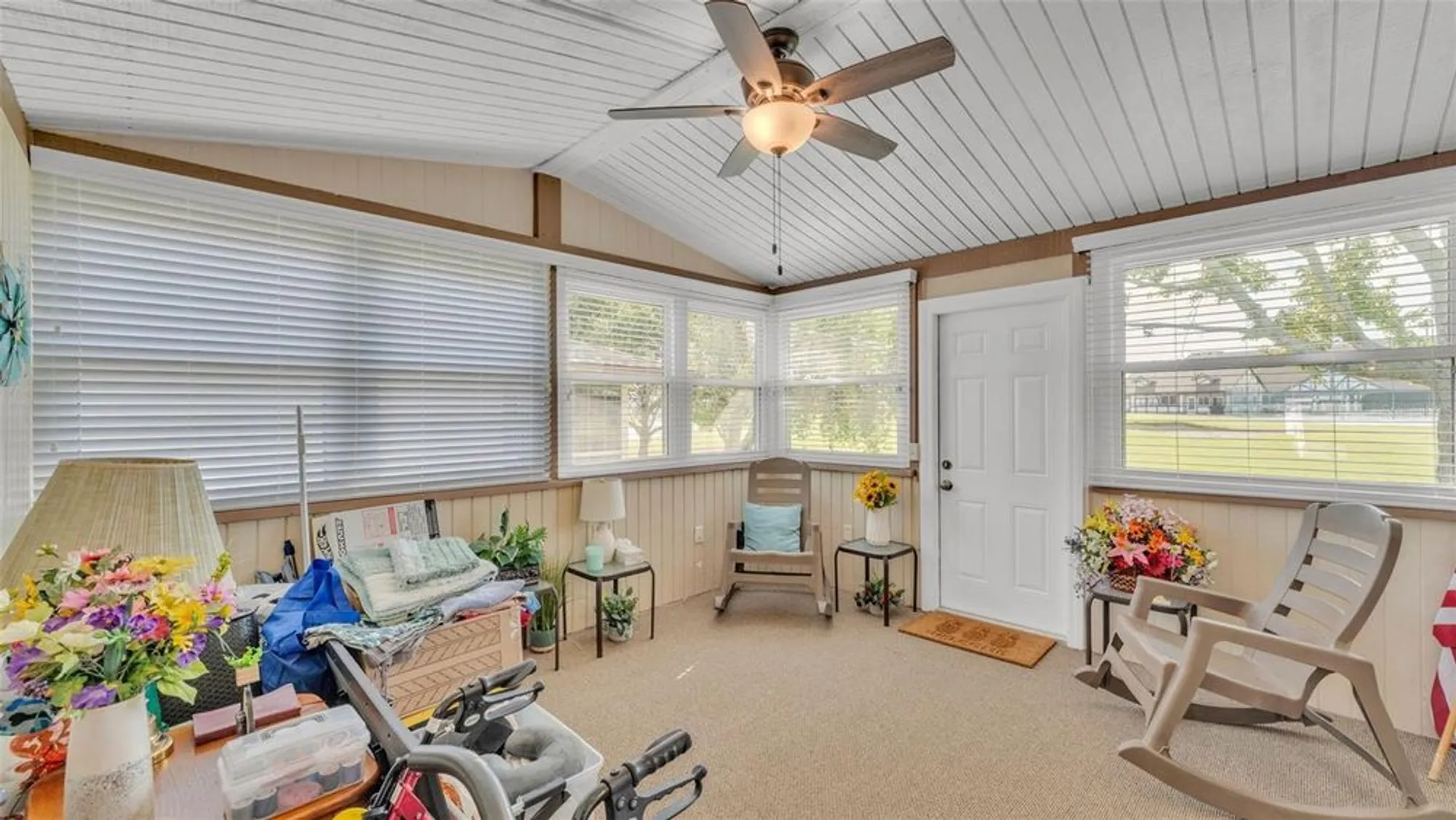 Property Slideshow image 27 of 48 | 3279 pebble bend dr, Lakeland, FL, 33810