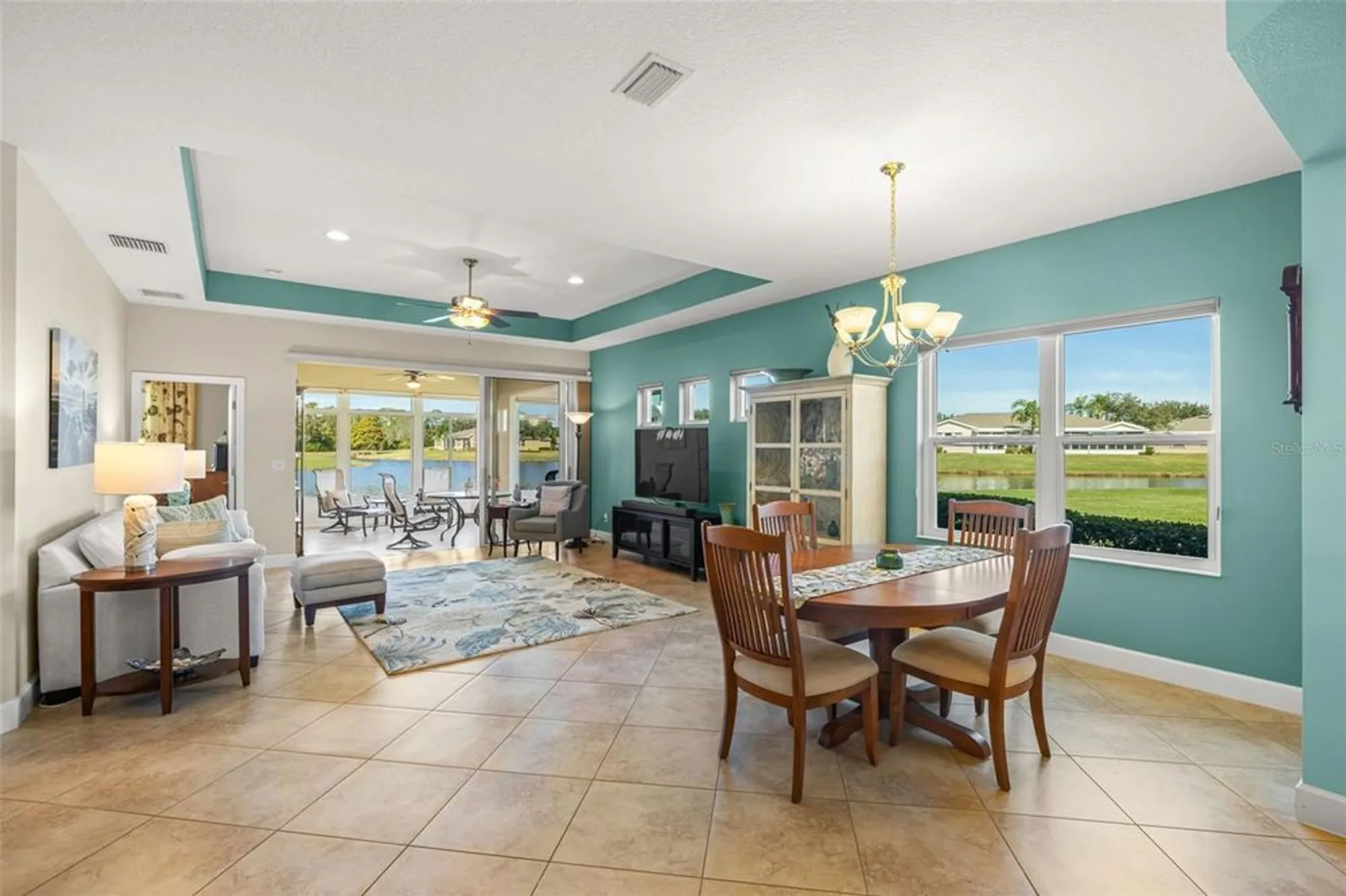 Property Slideshow image 7 of 74 | 2507 sapphire greens ln # 32, Sun City Center, FL, 33573
