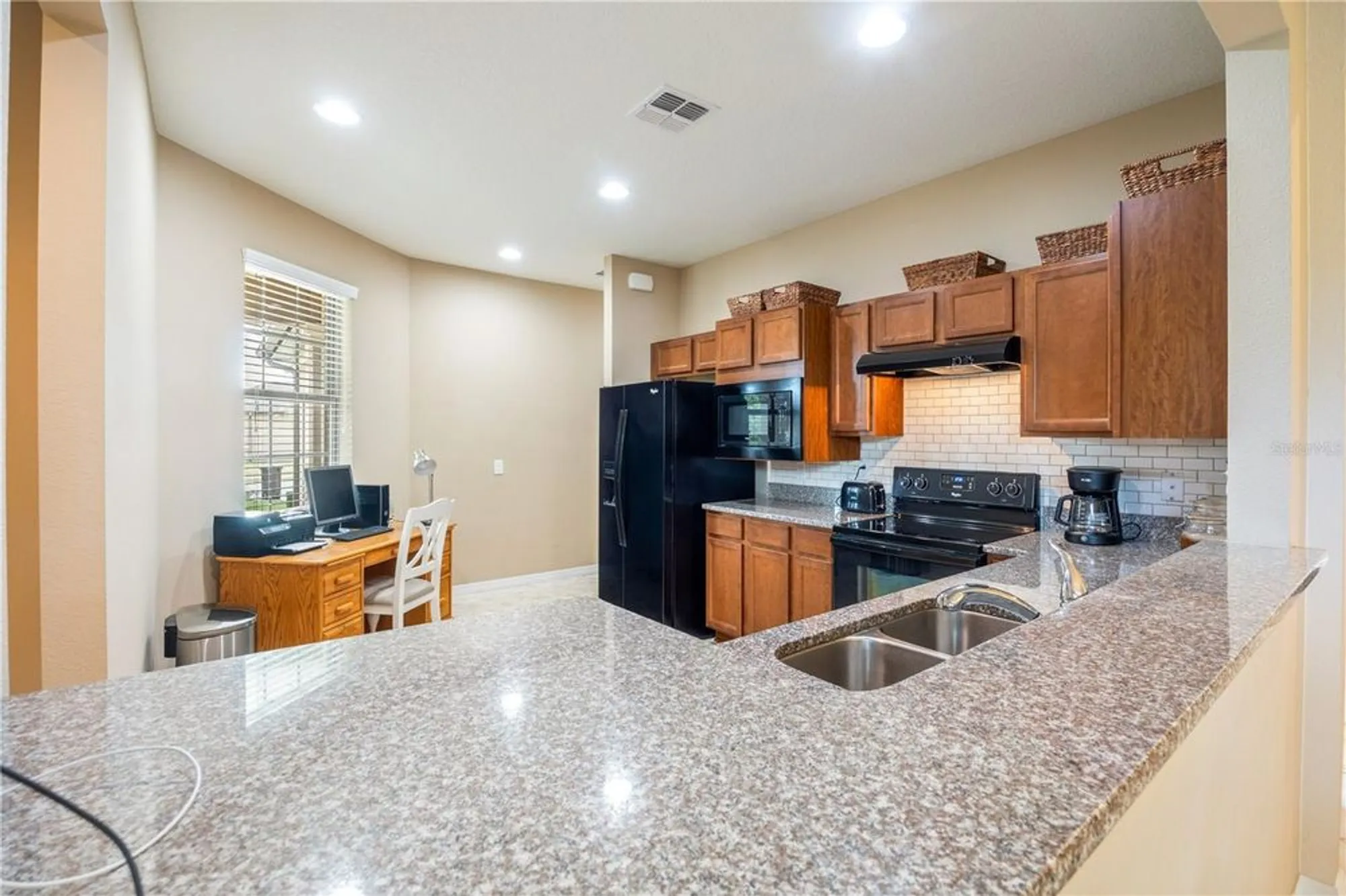 Property Slideshow image 6 of 49 | 9425 sw 76th st, Ocala, FL, 34481