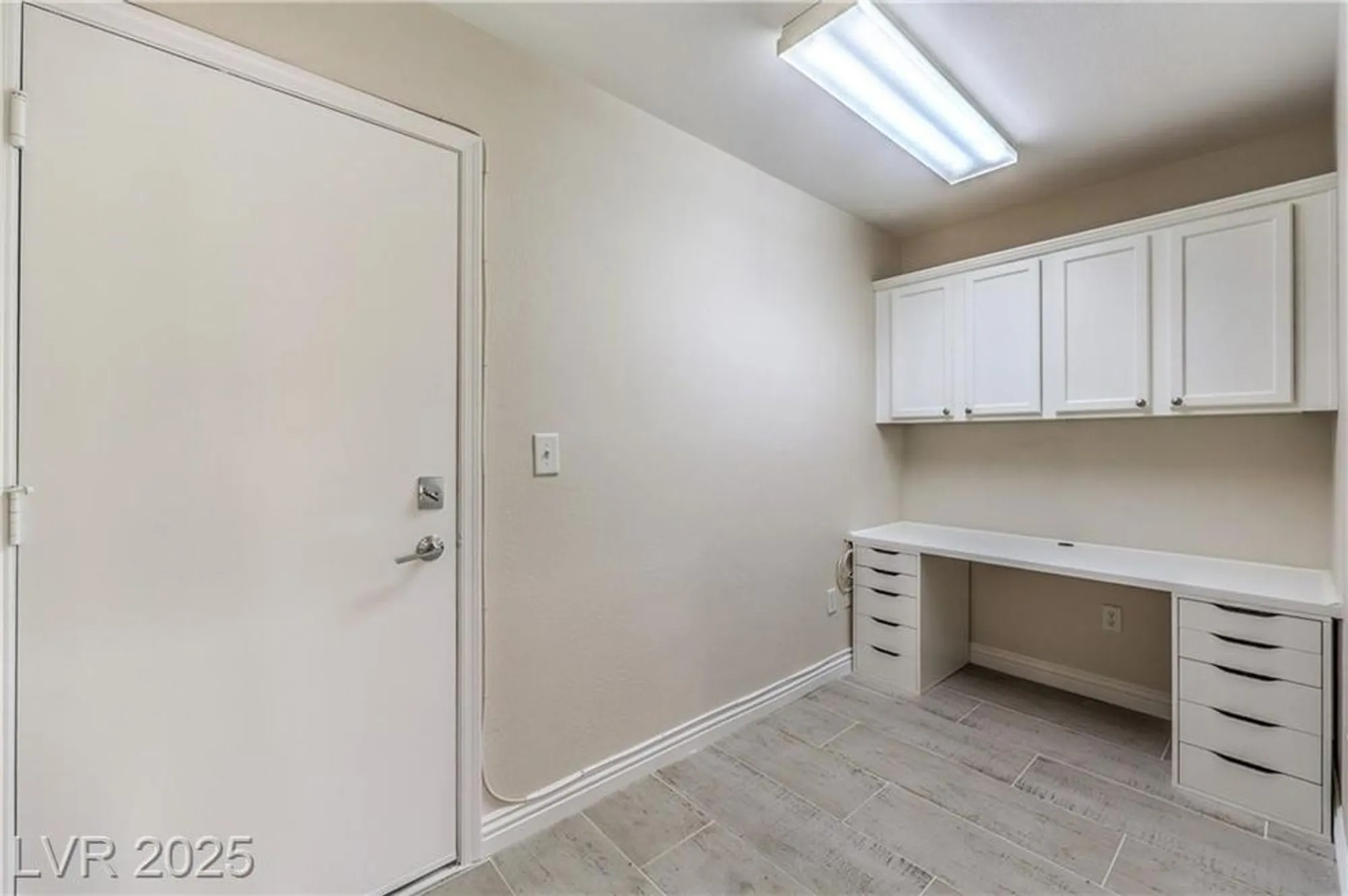 Property Slideshow image 25 of 57 | 10004 heyfield dr, Las Vegas, NV, 89134