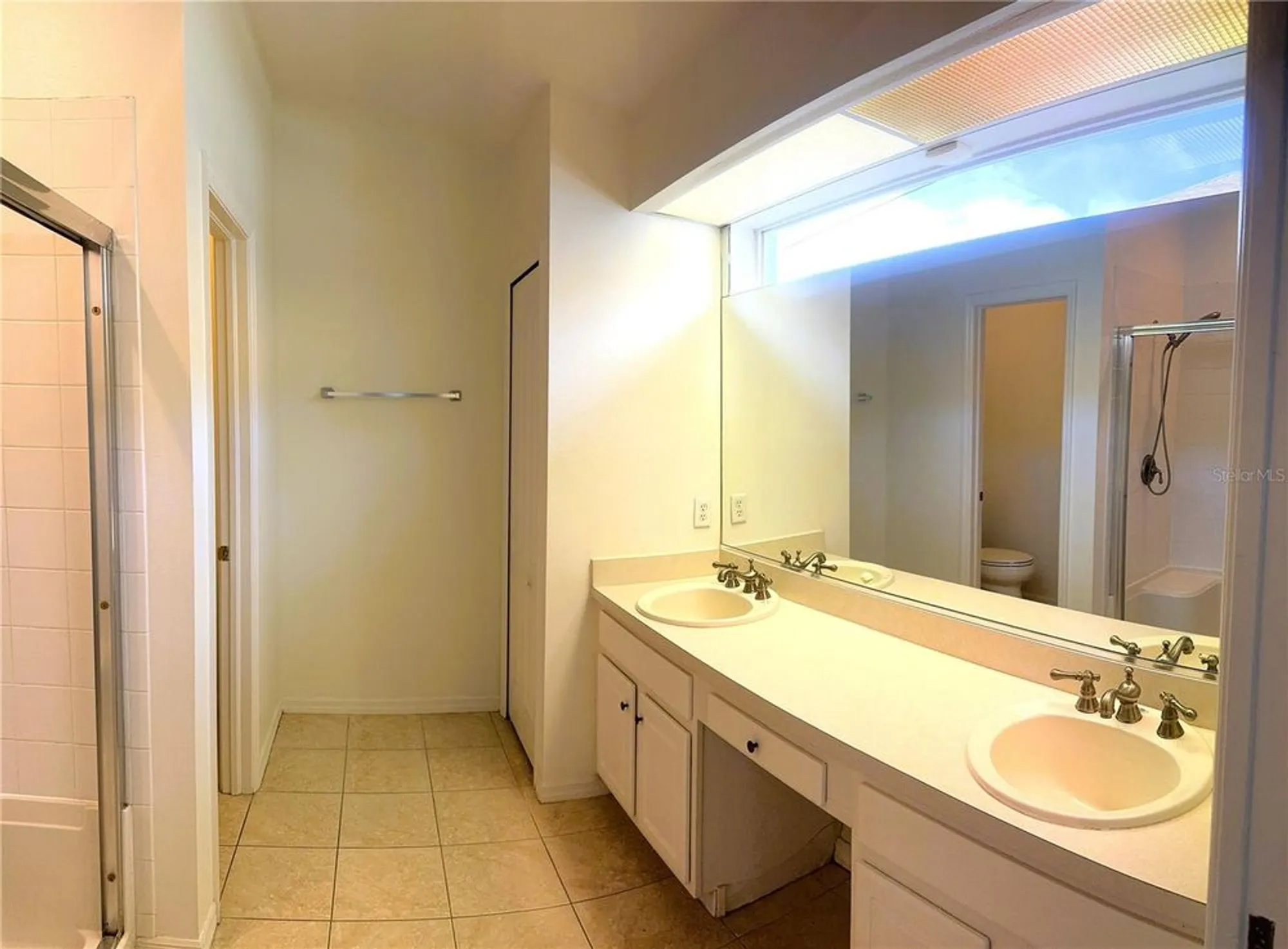 Property Slideshow image 9 of 11 | 295 fareham dr, Venice, FL, 34293