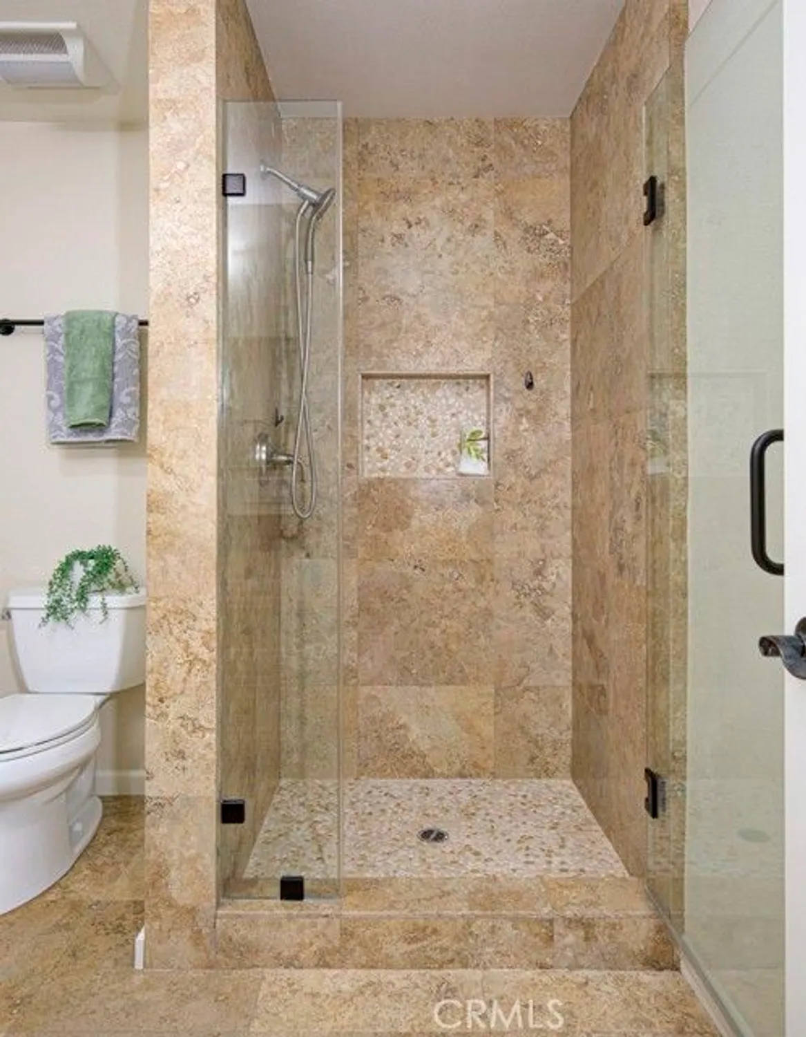 Property Slideshow image 20 of 31 | 5468 paseo del lago e unit e c, Laguna Woods, CA, 92637