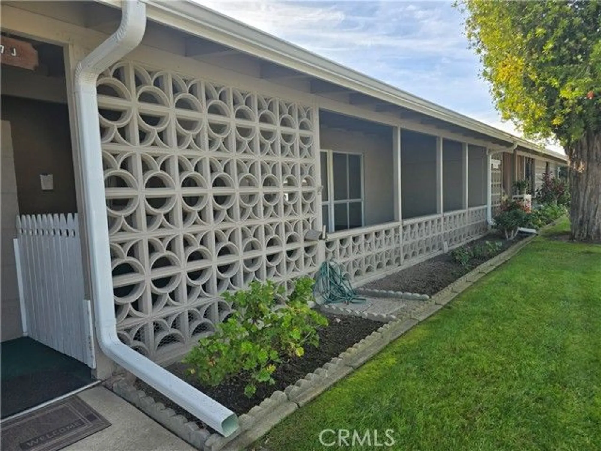 Property Slideshow image 2 of 11 | 13341 saint andrews dr unit 137j, Seal Beach, CA, 90740